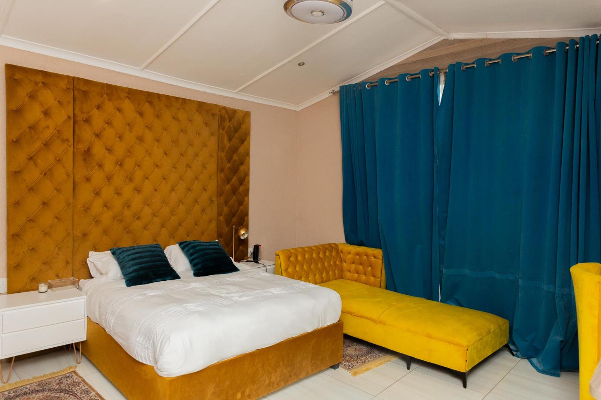 Deluxe Double Room photo 3