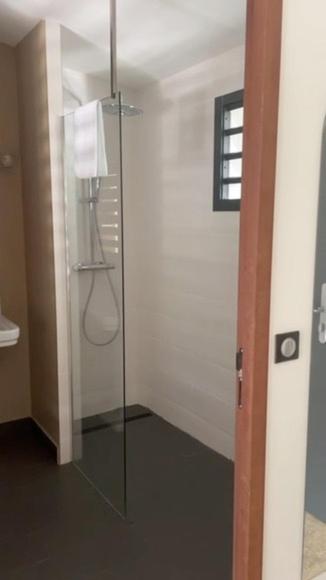 Deluxe Room - Photo 4