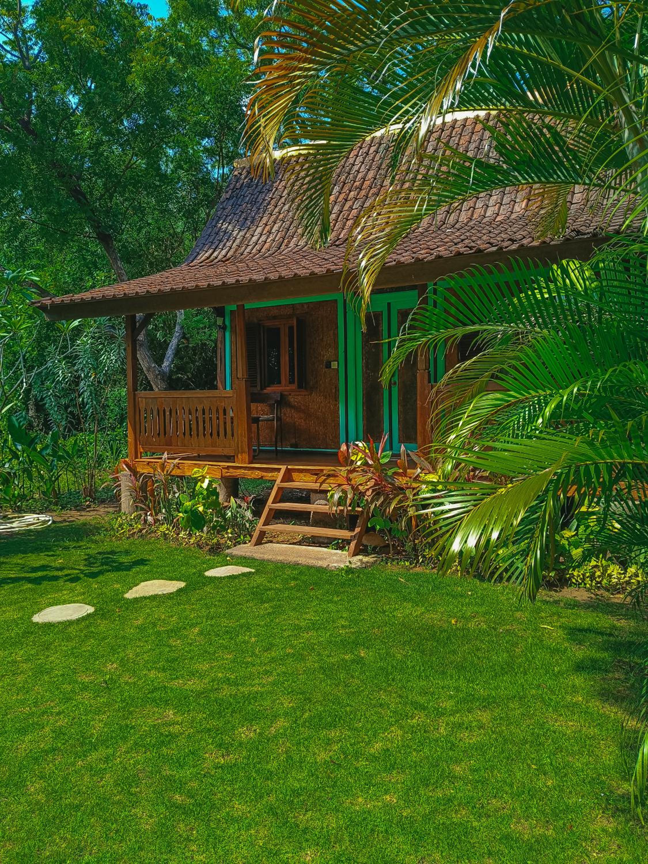 Bungalow with Garden View photo 3