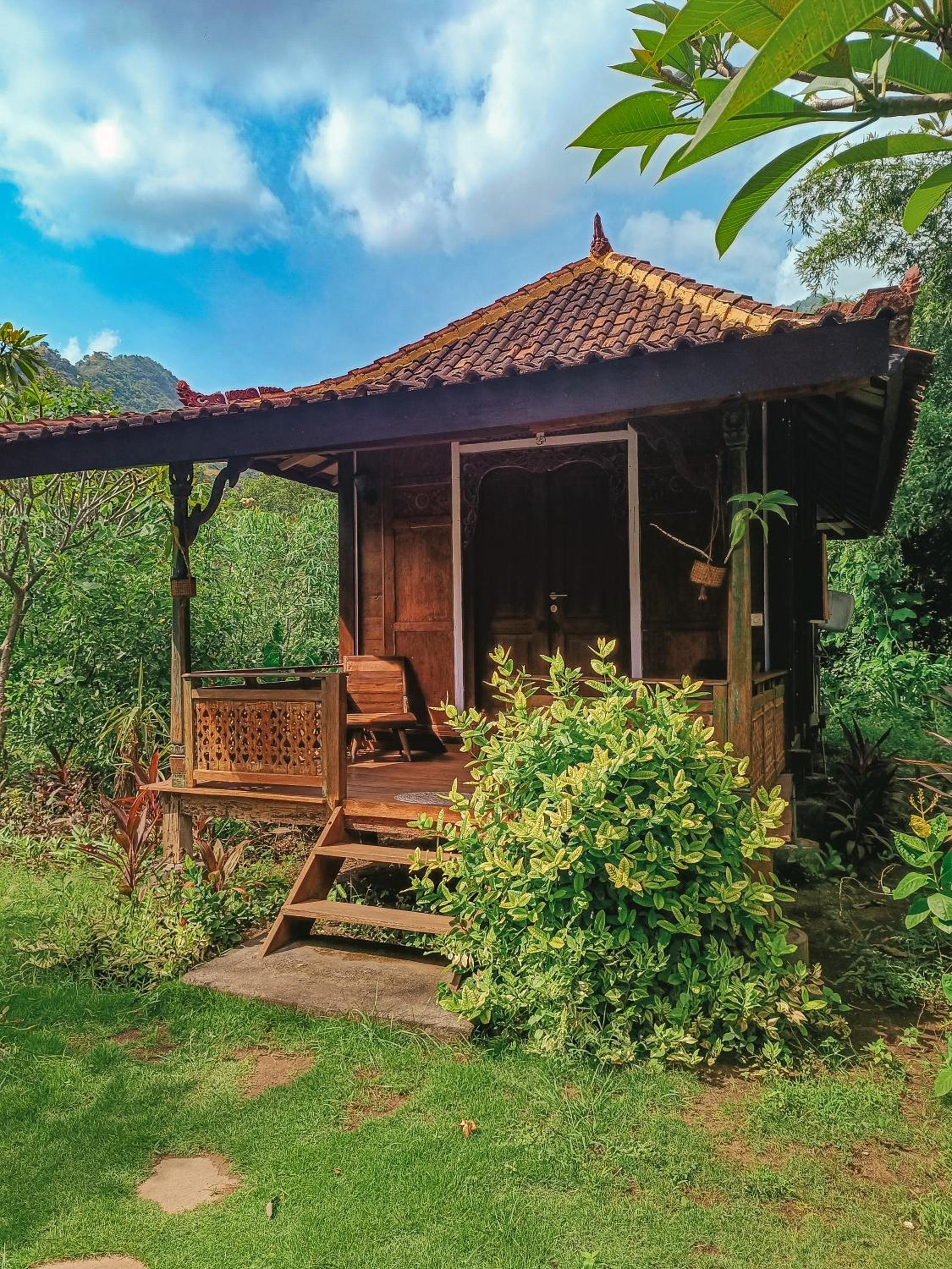 Deluxe Bungalow with Garden View photo 2