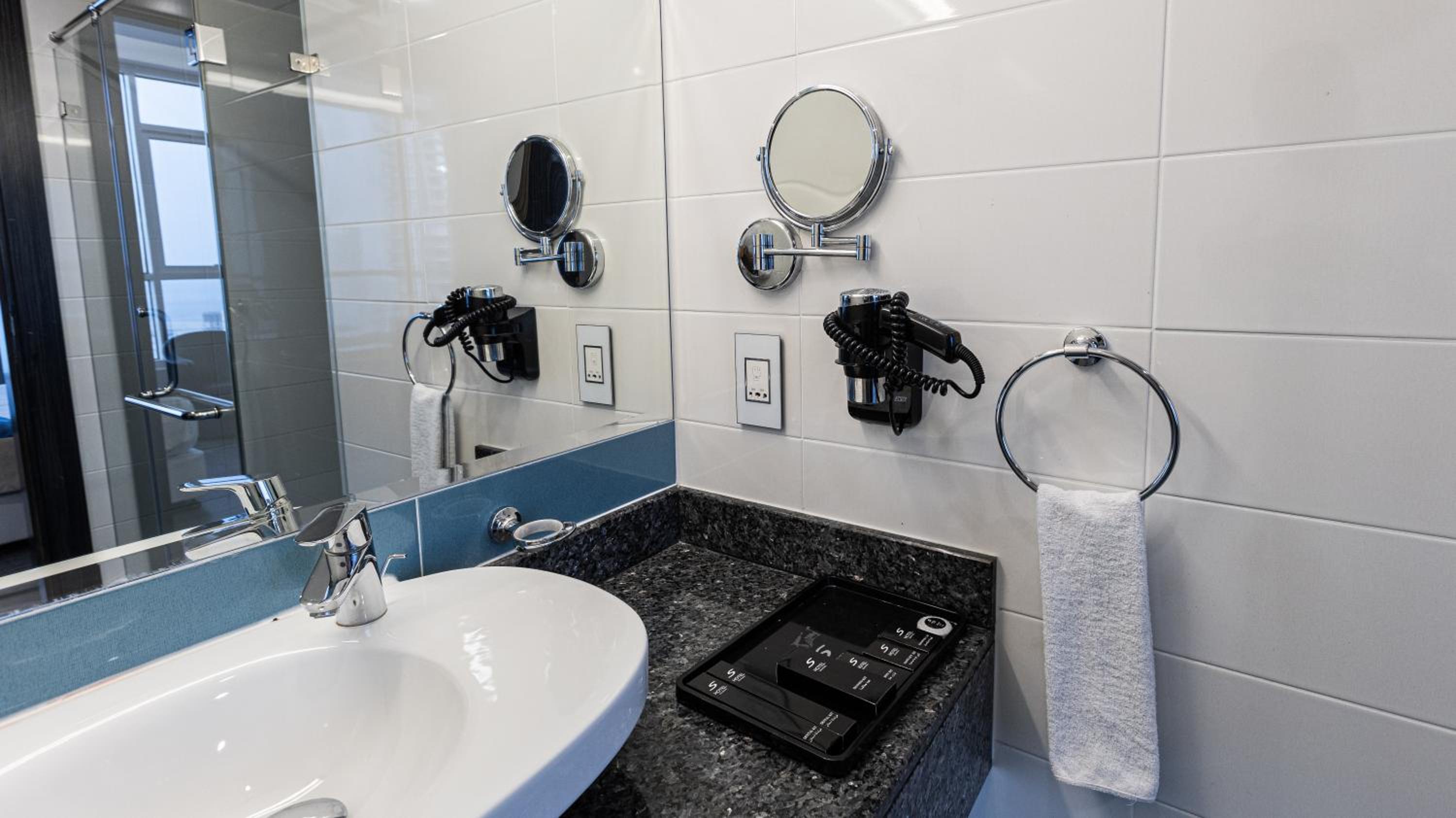 Executive Suite photo 2