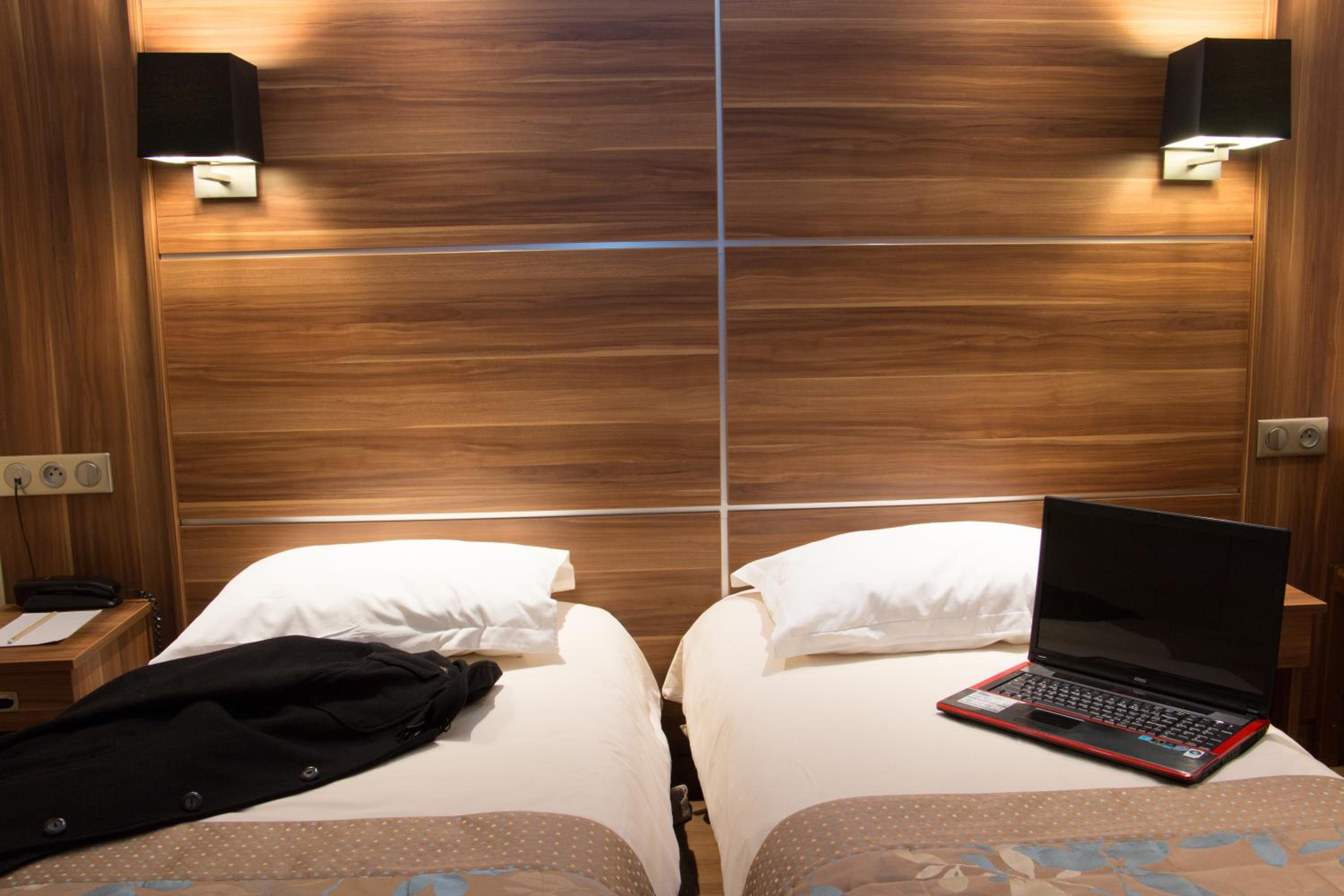 Double Room - Photo 3