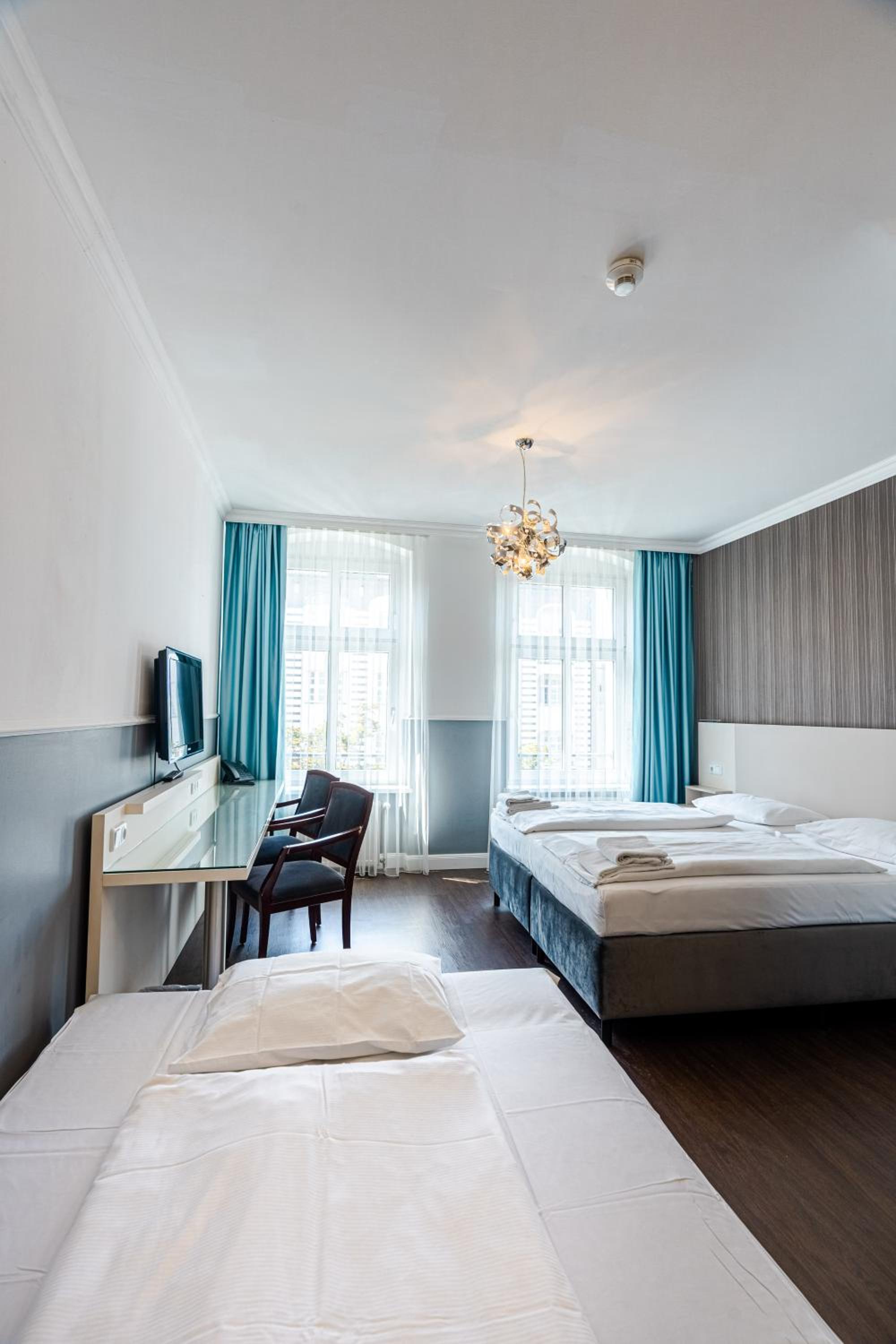 Comfort Triple Room photo 2