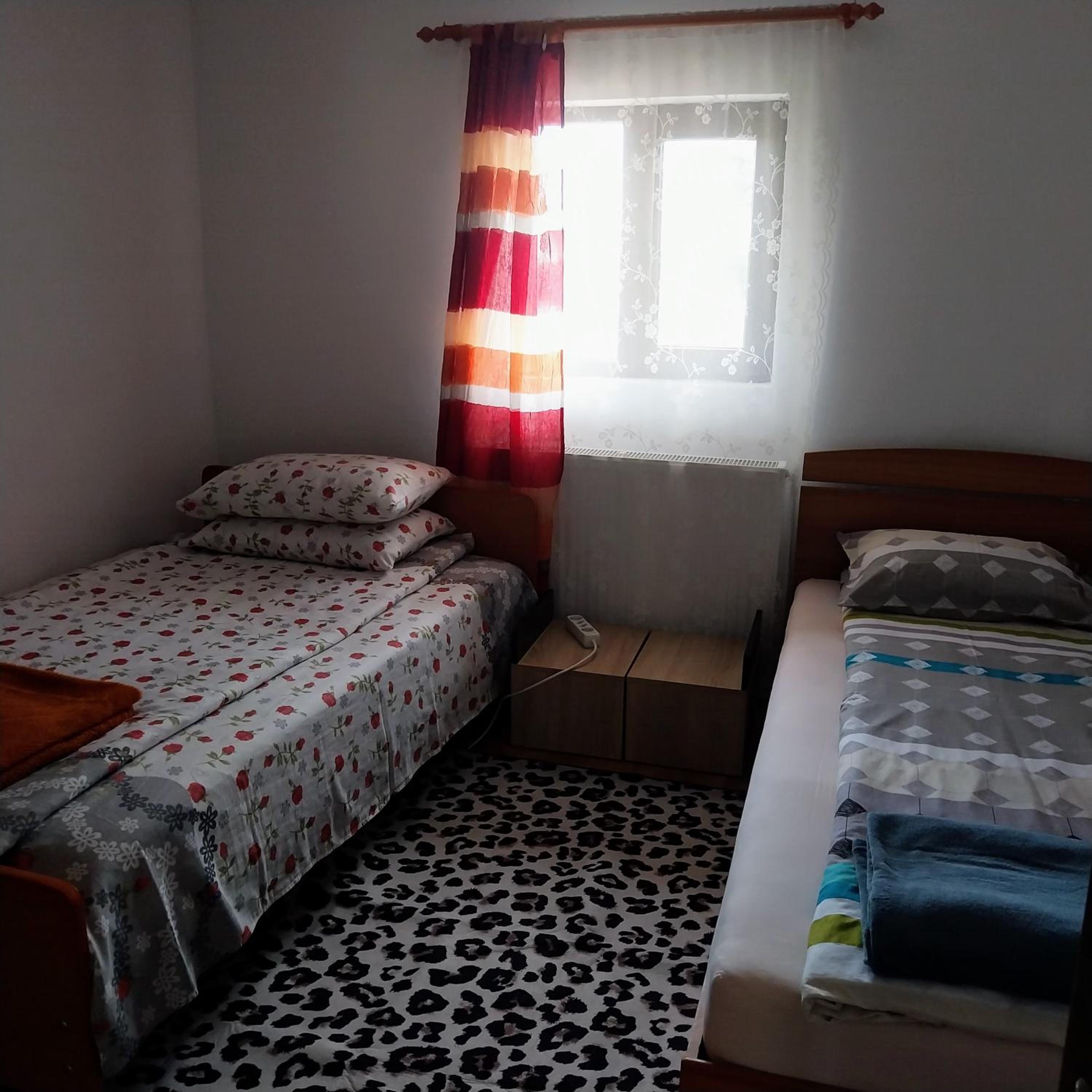 Double Room with Shared Bathroom photo 1
