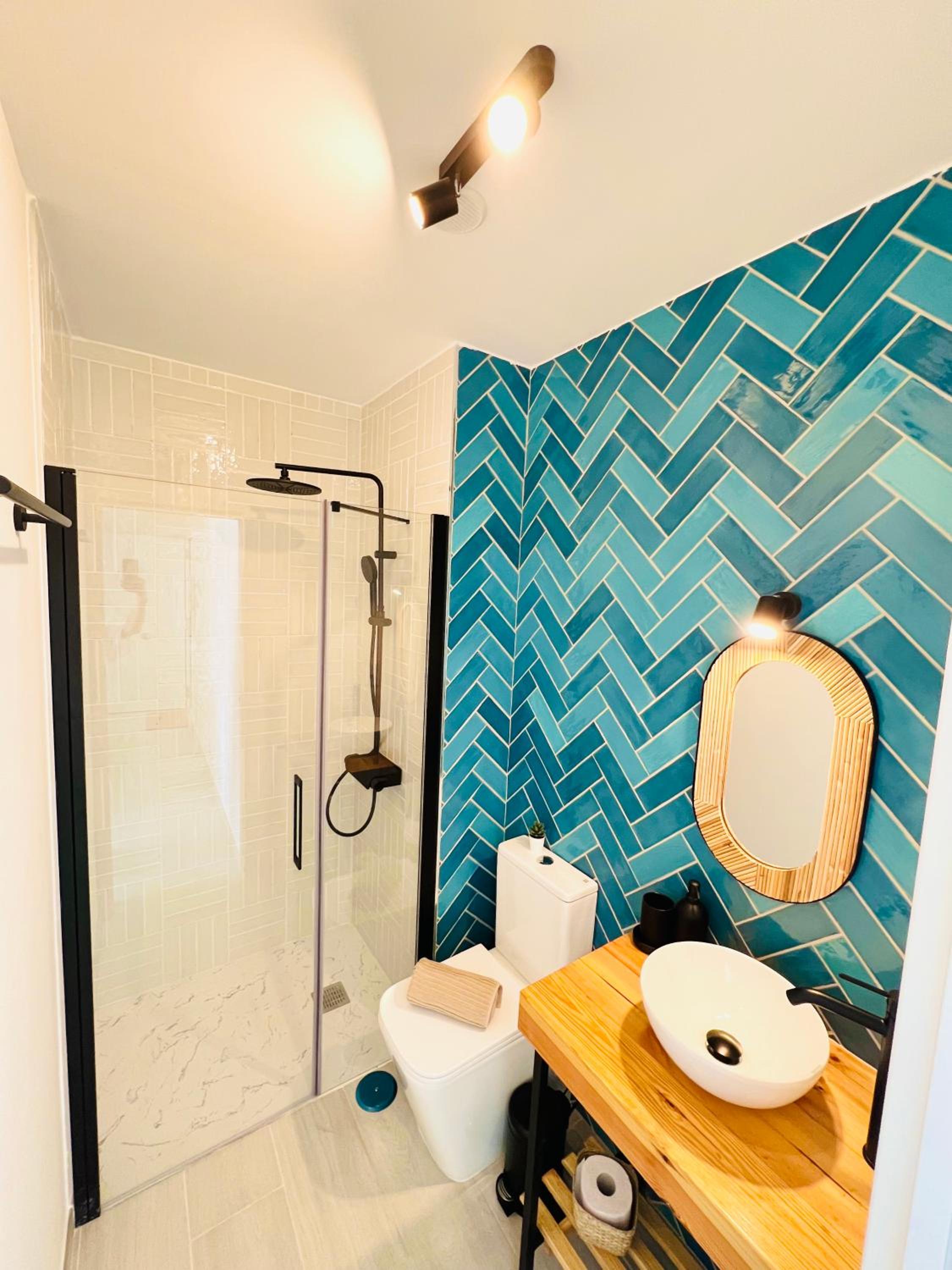 One-Bedroom Apartment with Private Jacuzzi photo 2