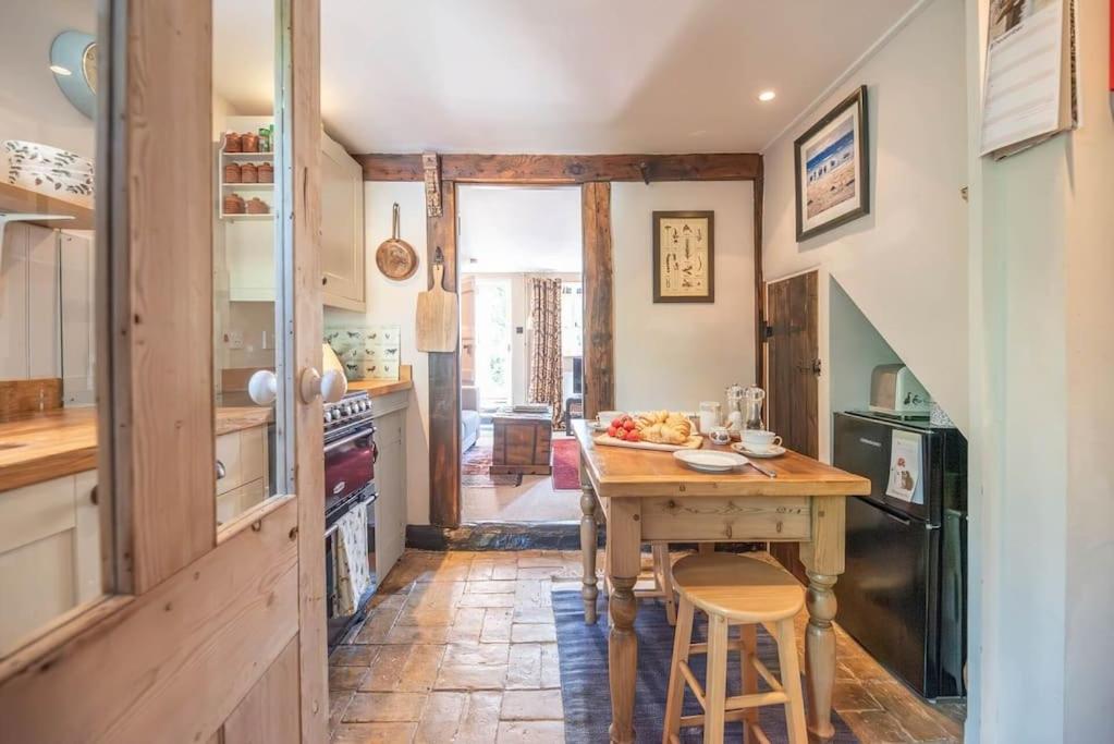 Two-Bedroom House photo 2