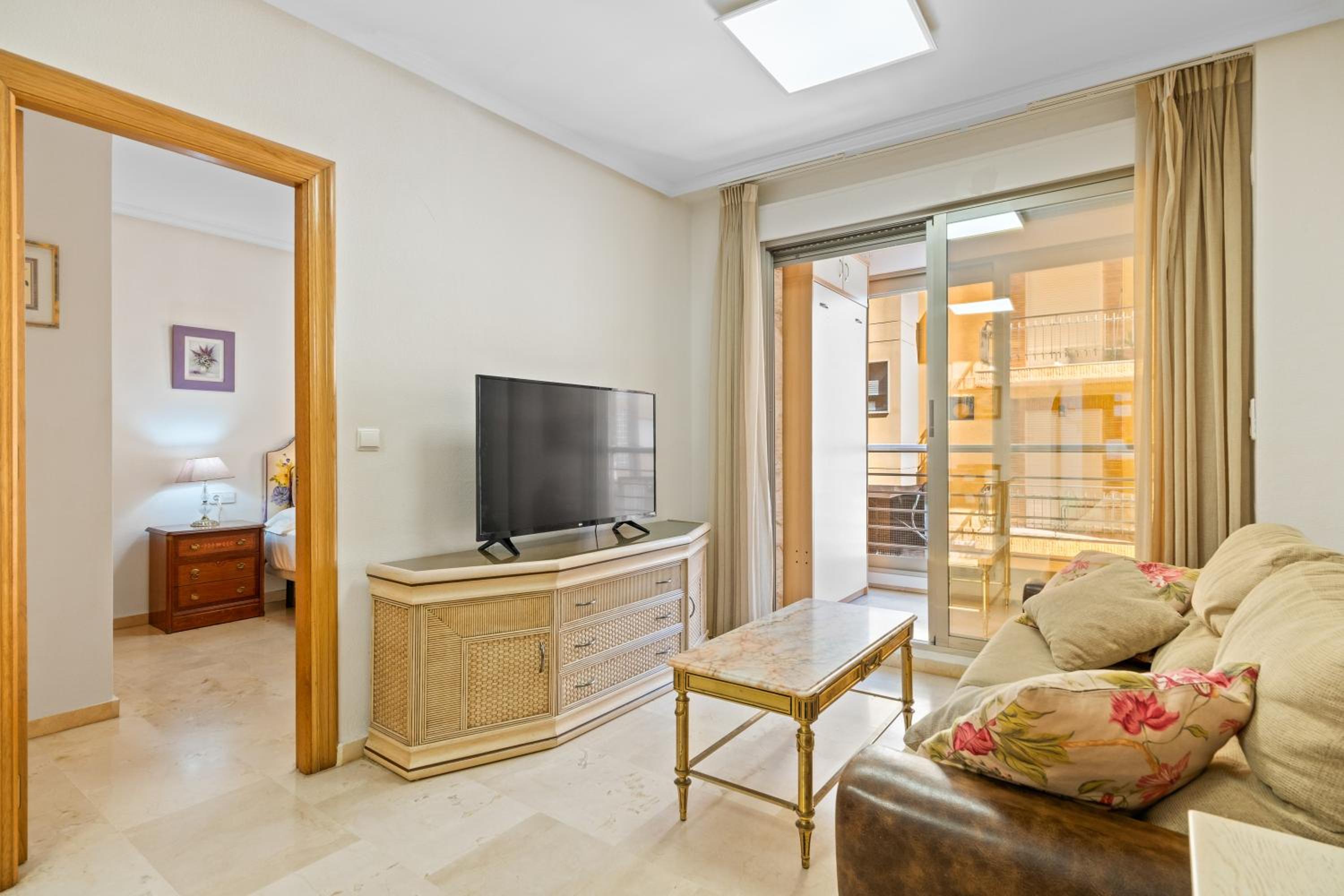Apartamento de un dormitorio superior con balcón