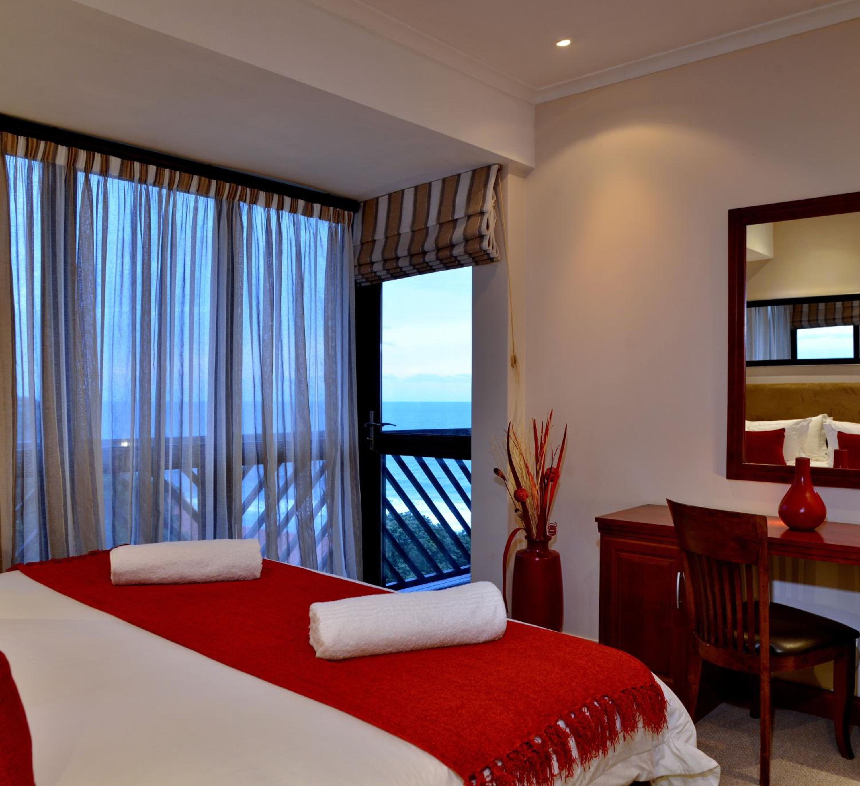 Three-Bedroom Apartment with Ocean View photo 1