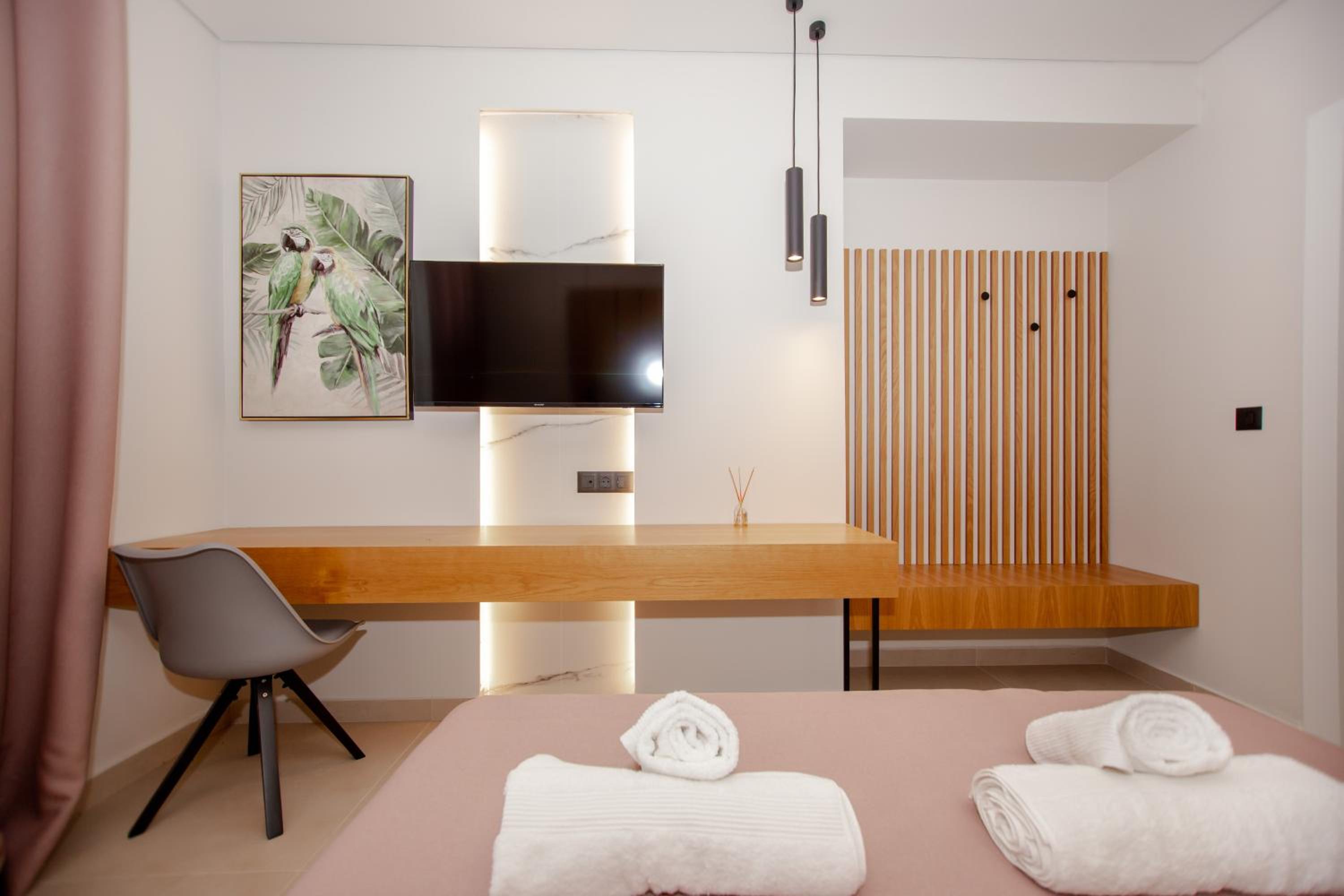 Luxury Triple Room photo 2