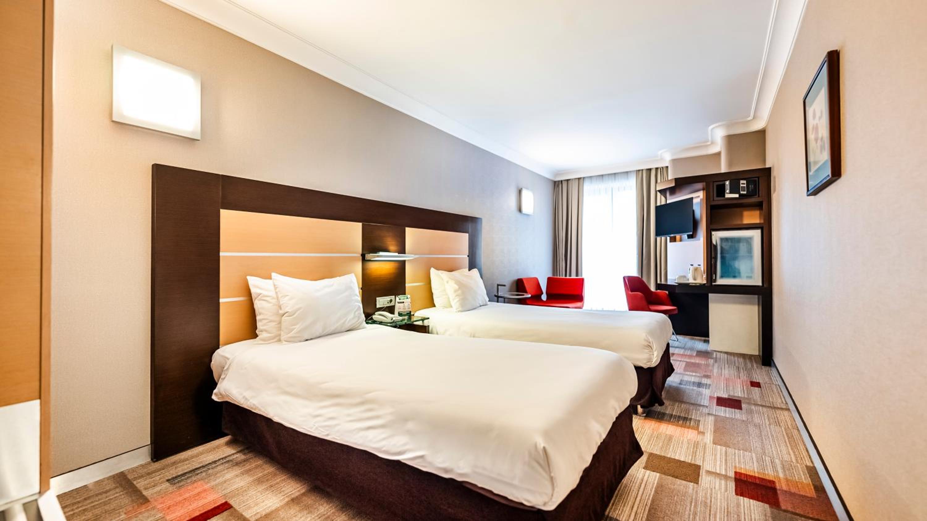 Standard Twin Room photo 1