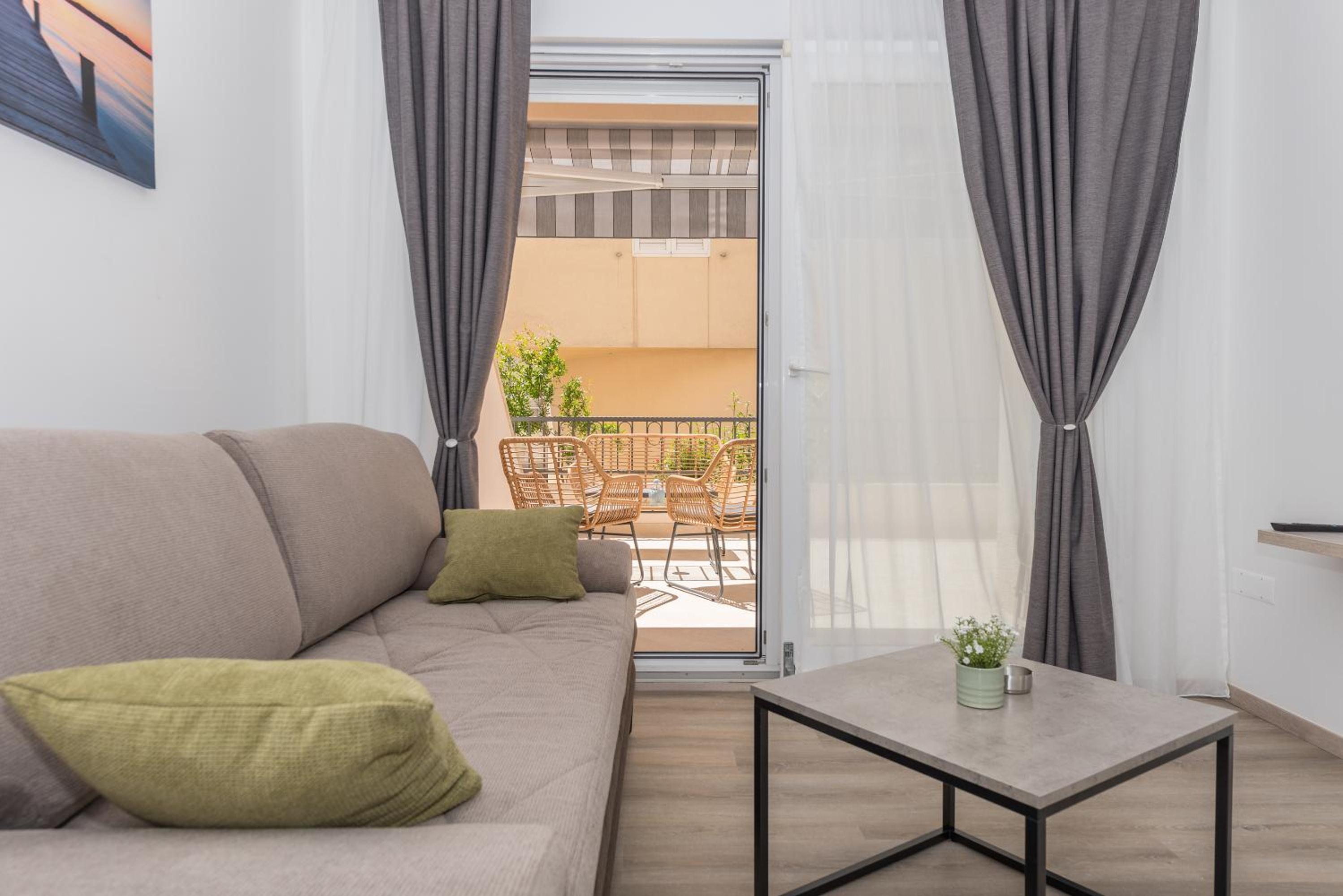 One-Bedroom Apartment
