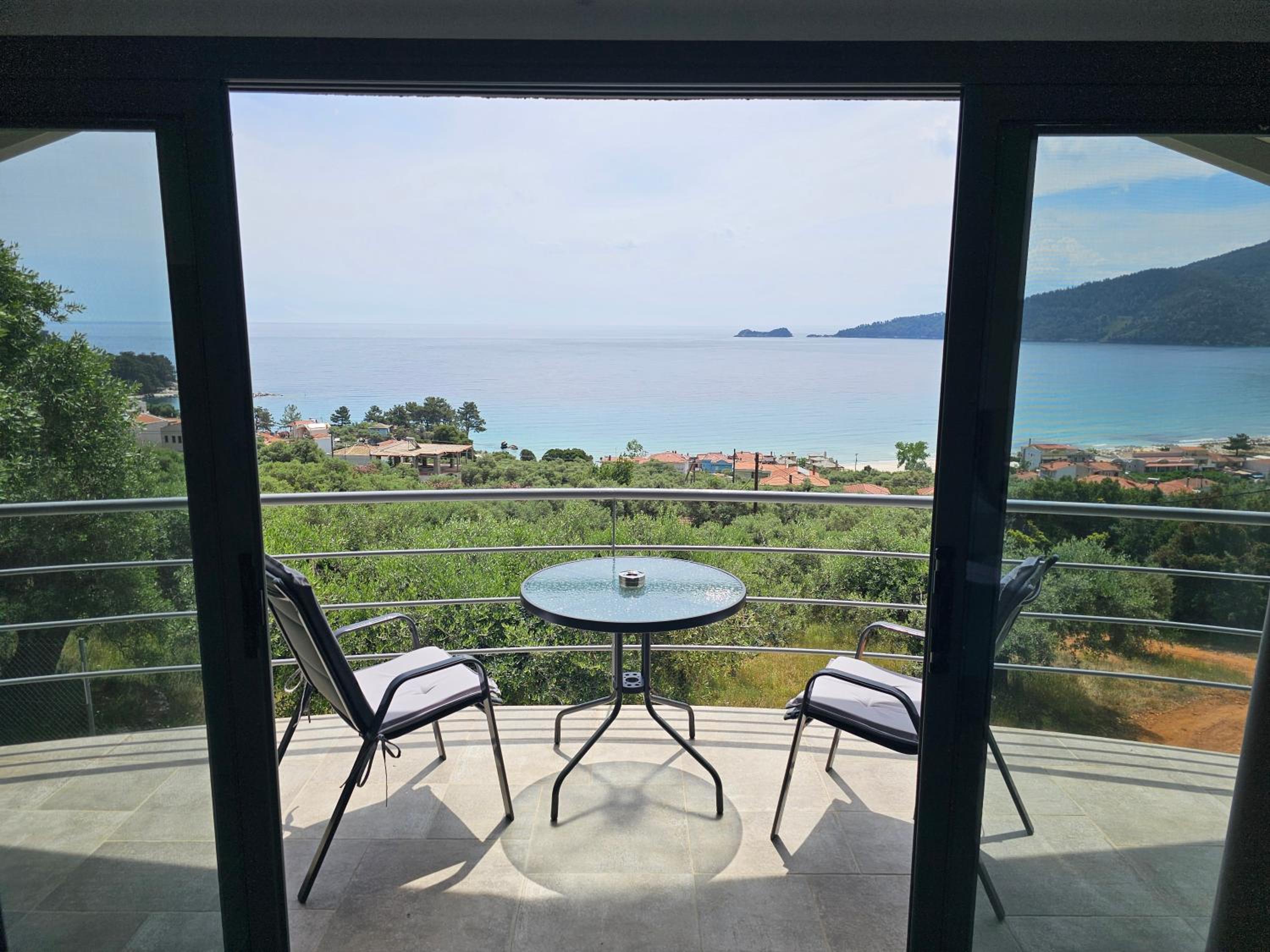 Family Room with Sea View photo 3