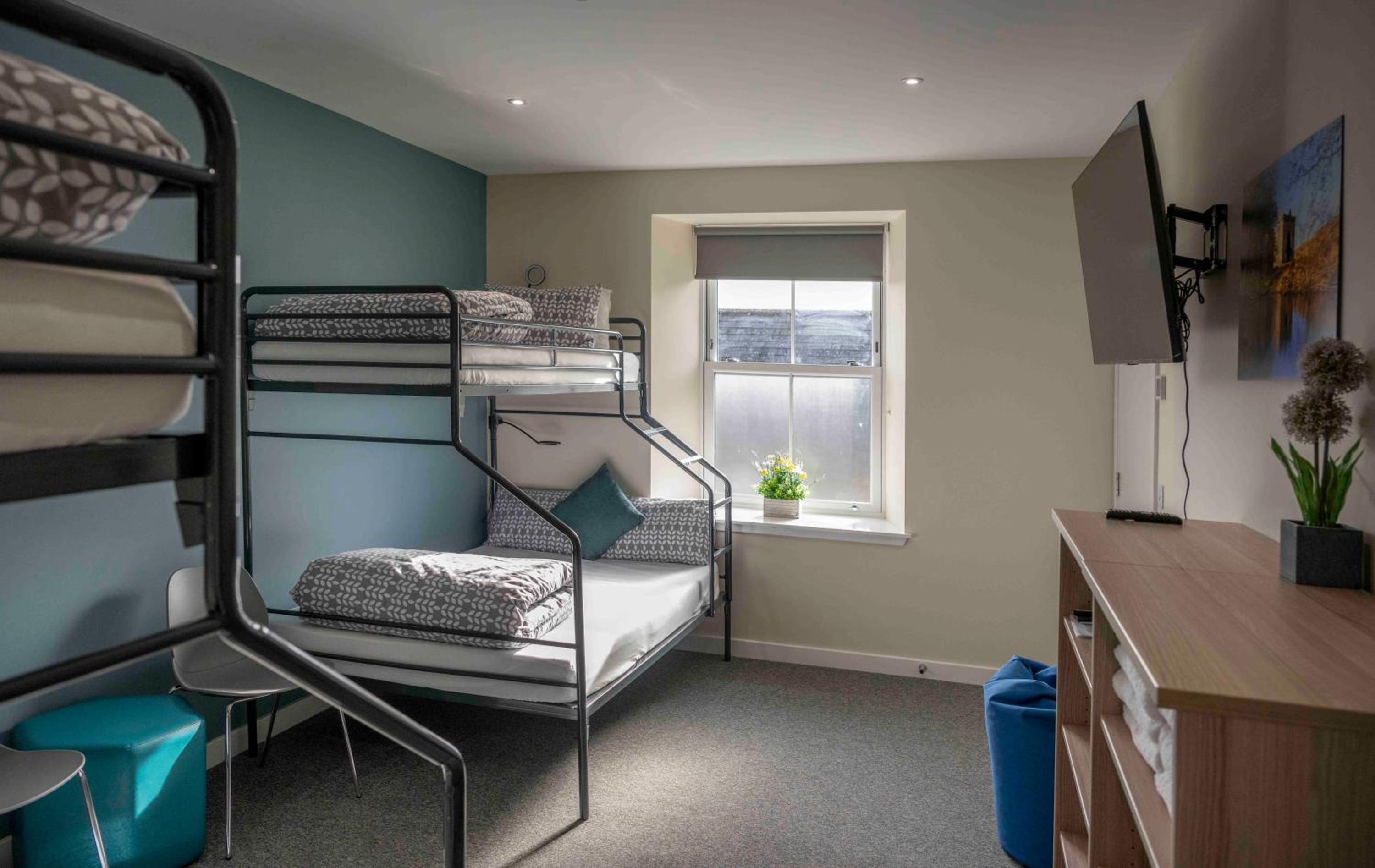 Premium Quadruple Room - Photo 2