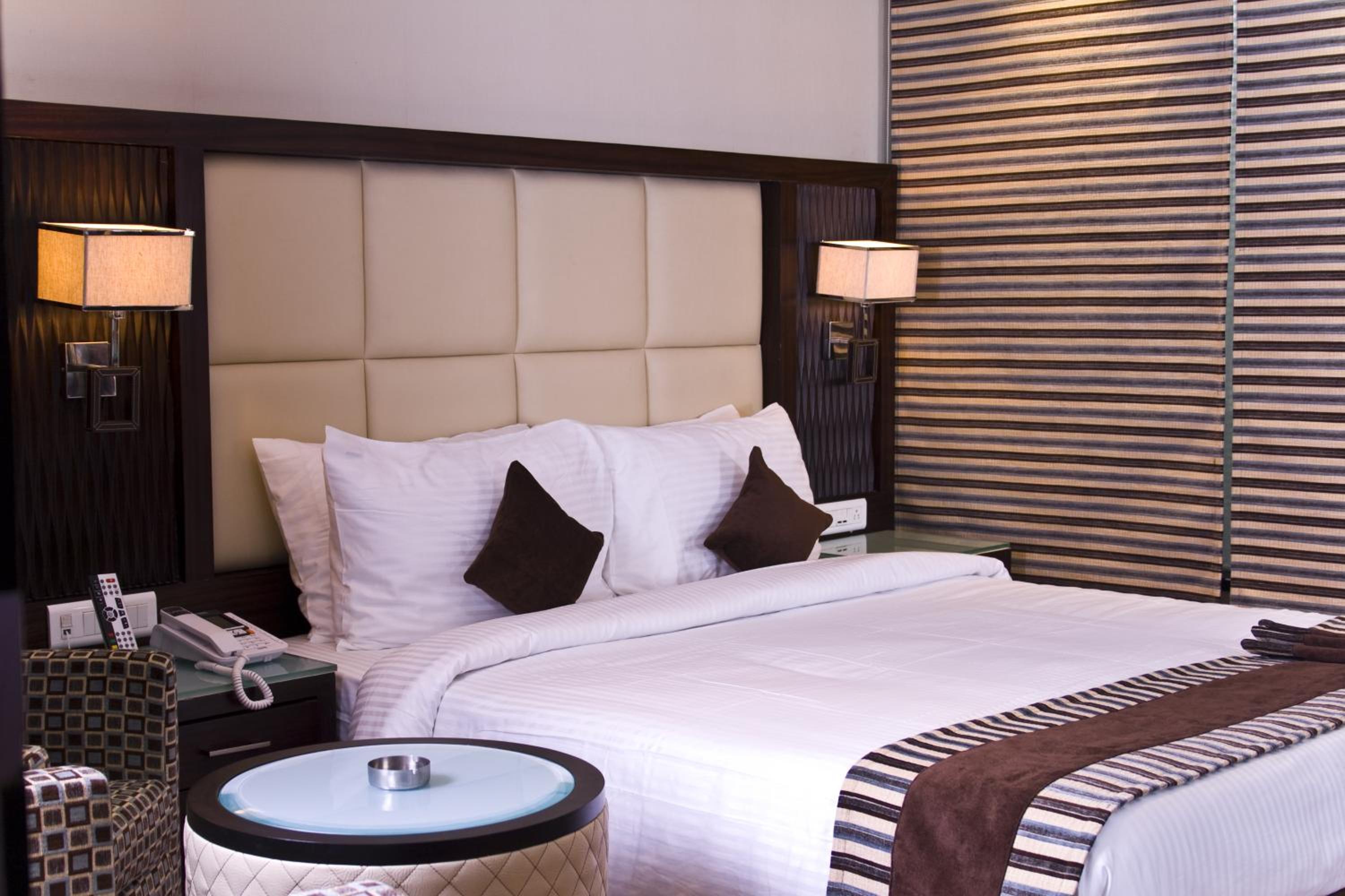 Standard Single Room - Photo 2