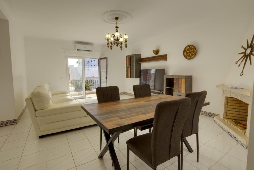 Three-Bedroom Villa photo 3