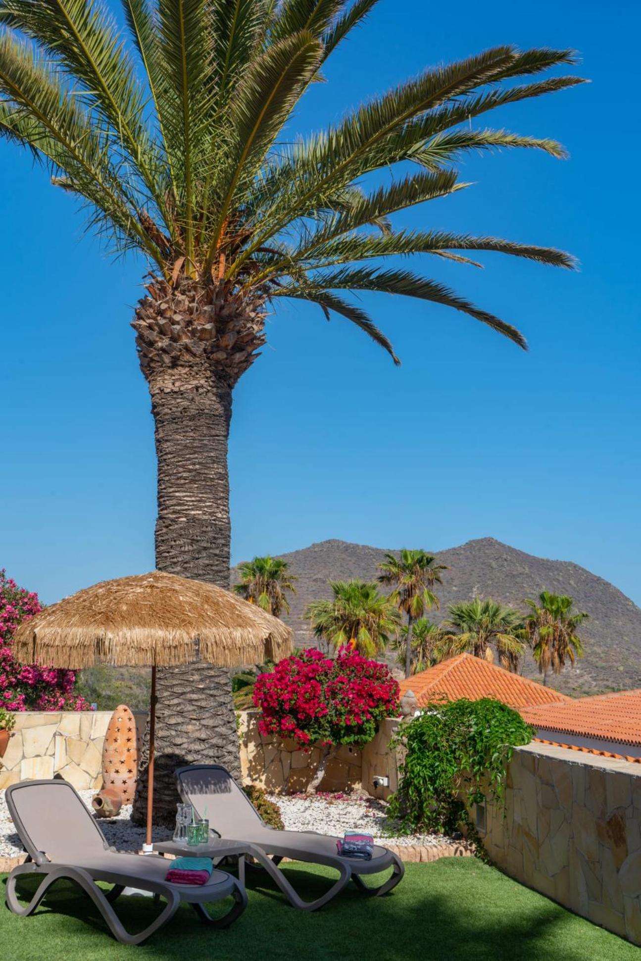 Apartamento de tres habitaciones con vista al mar