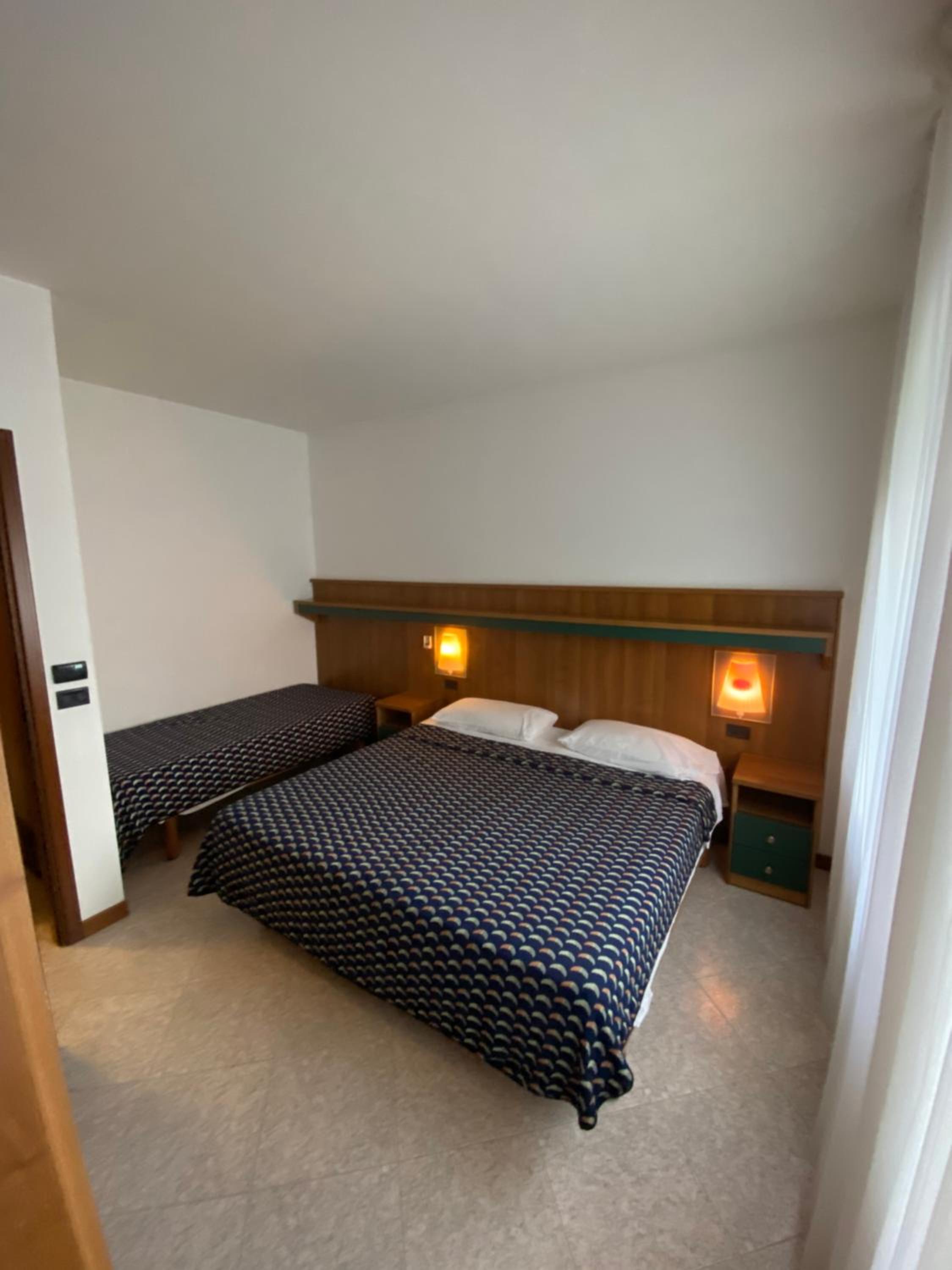 Two-Bedroom Standard Apartment photo 2