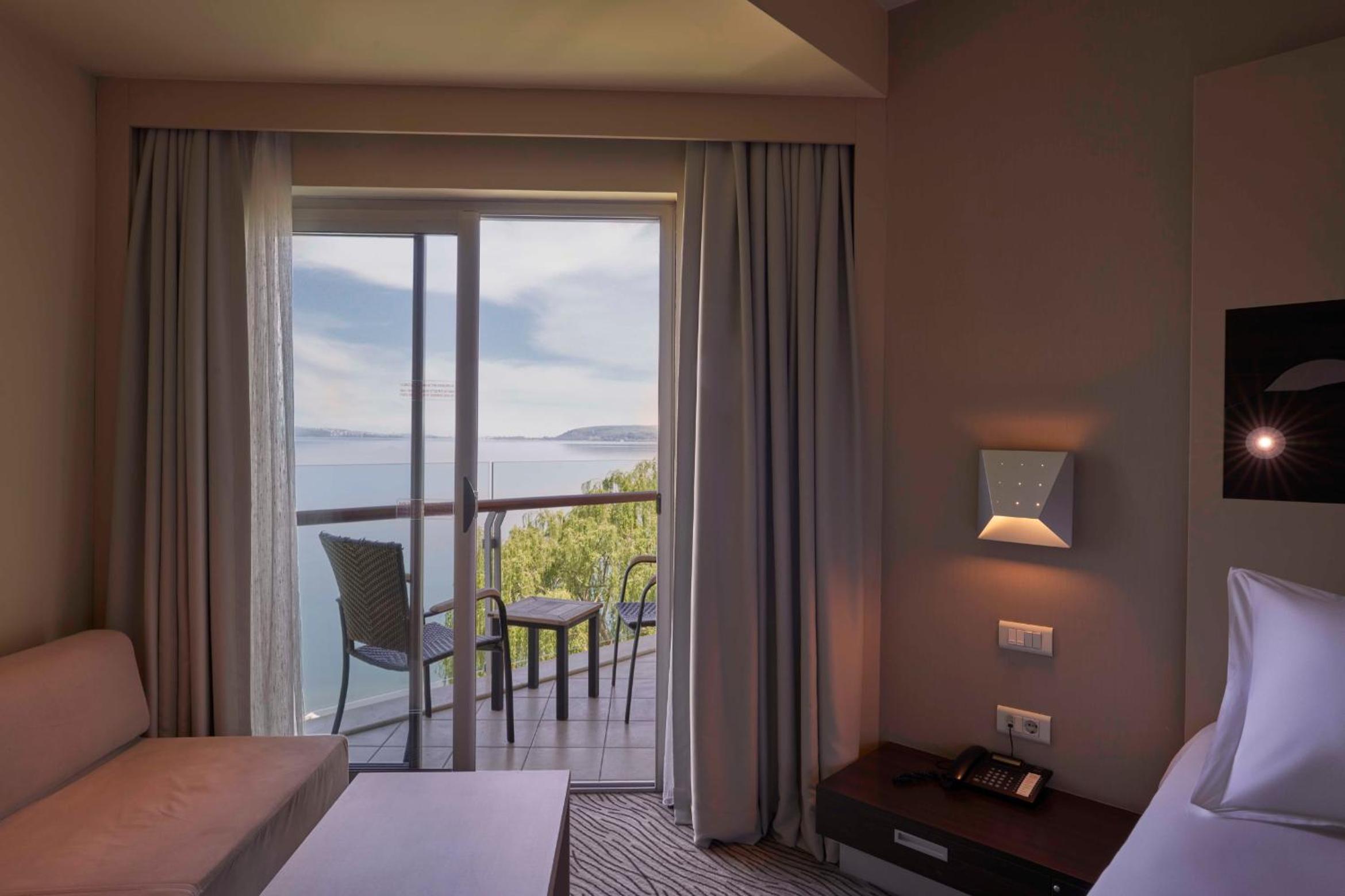 Deluxe Double or Twin Room - Photo 3