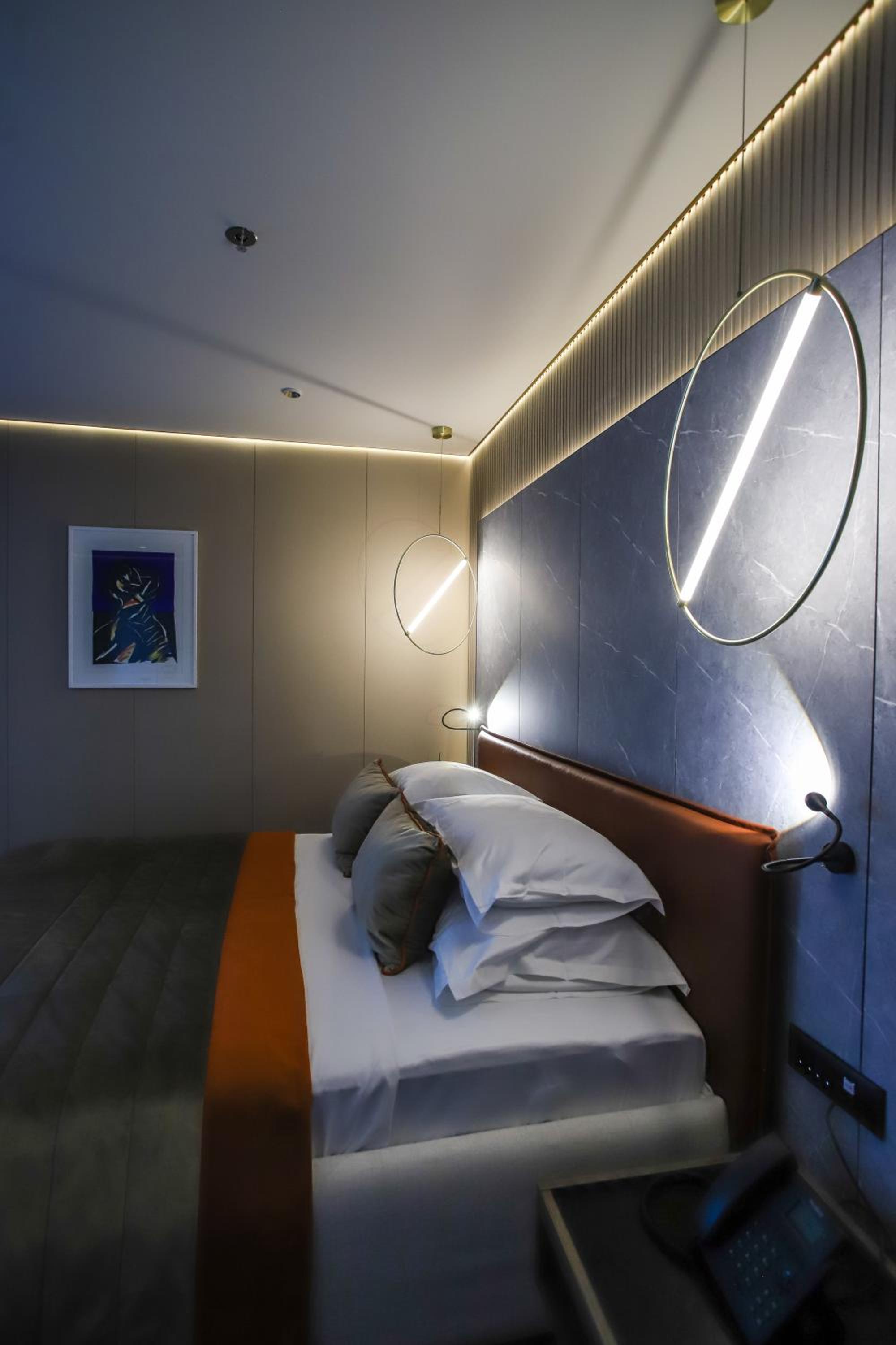 Deluxe Double Room with Balcony and Sea View - Photo 1