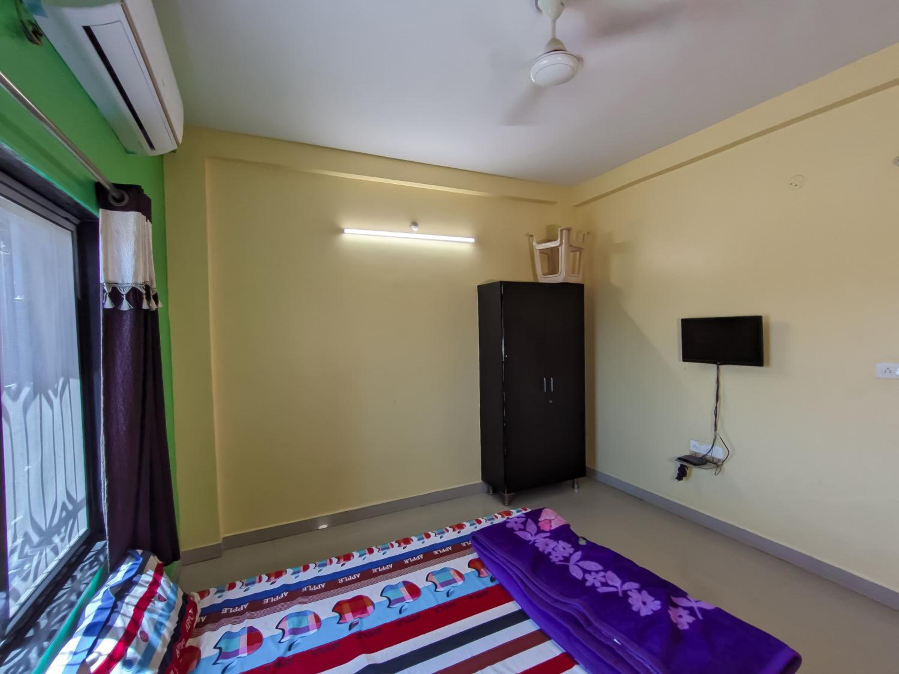 Deluxe Family Room photo 3