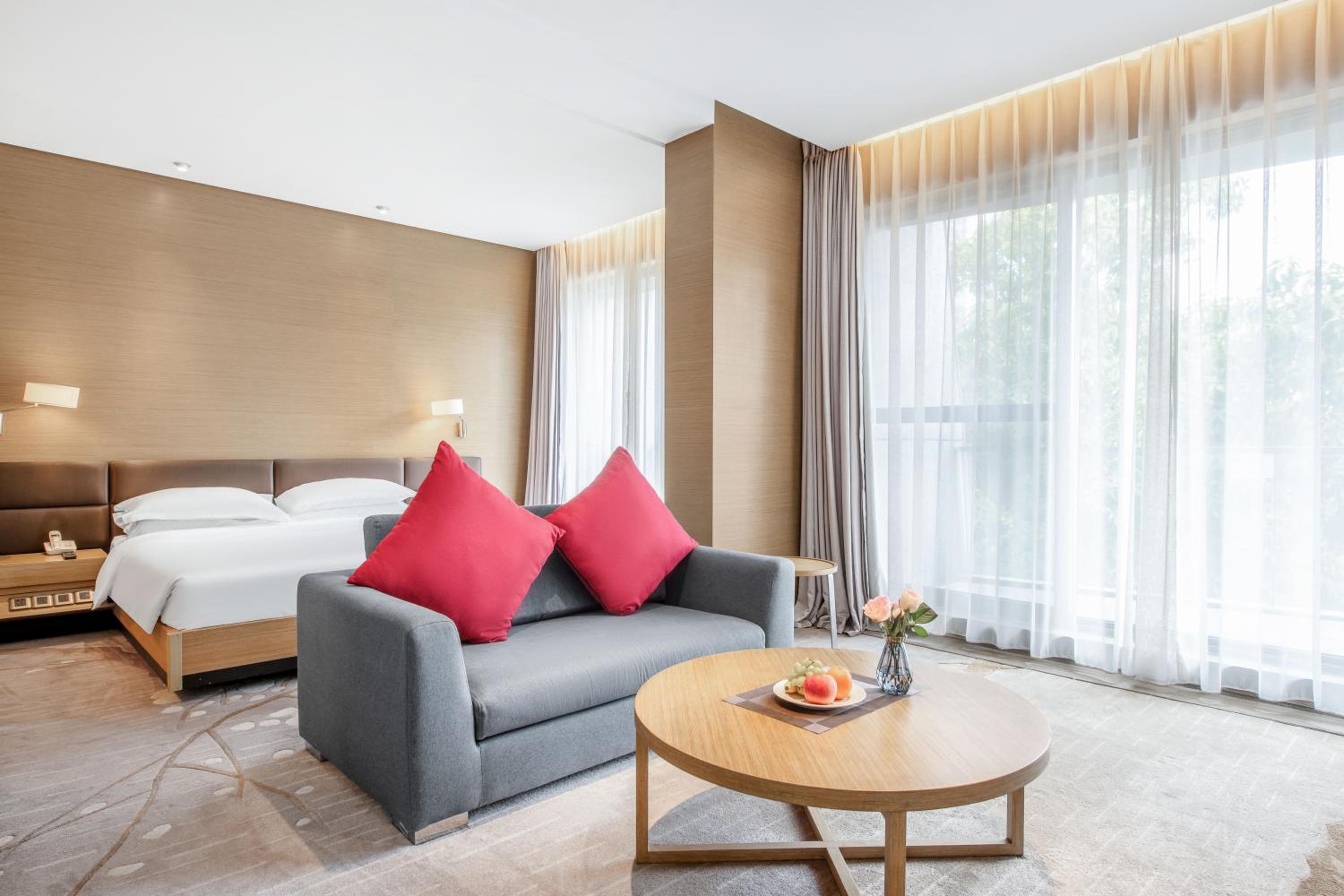 Deluxe Junior Suite photo 1