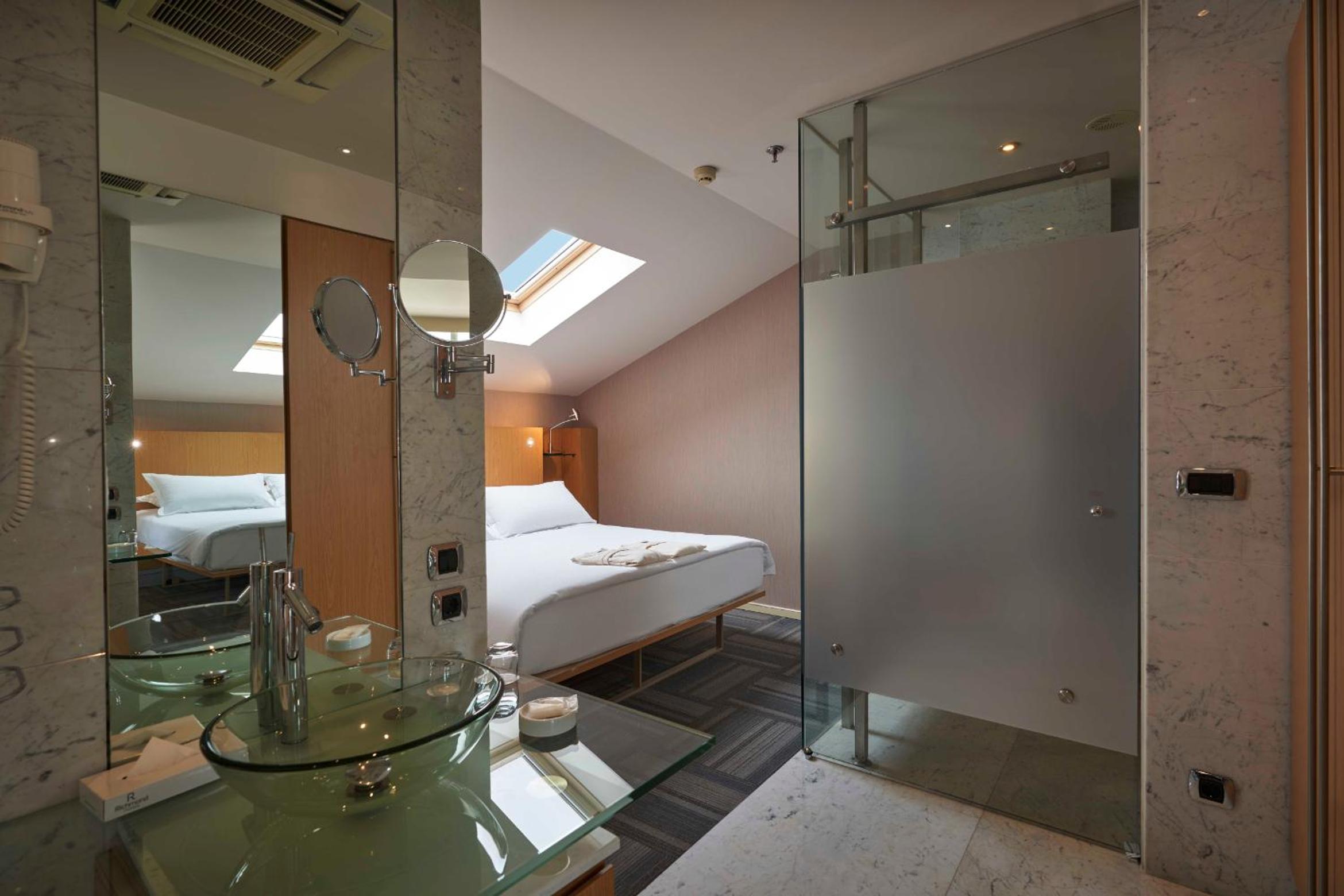 Junior Suite - Photo 1