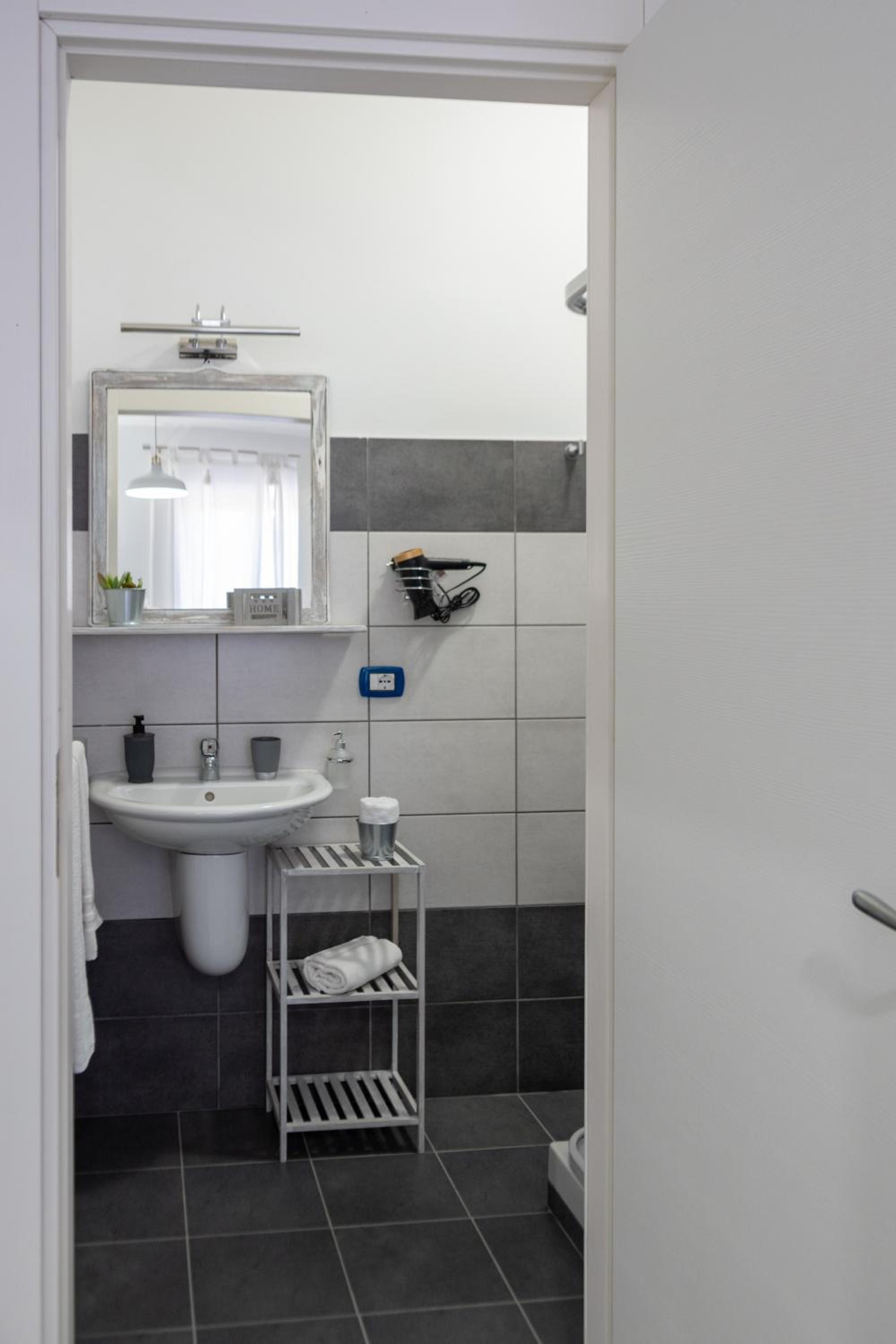 Two-Bedroom House photo 2