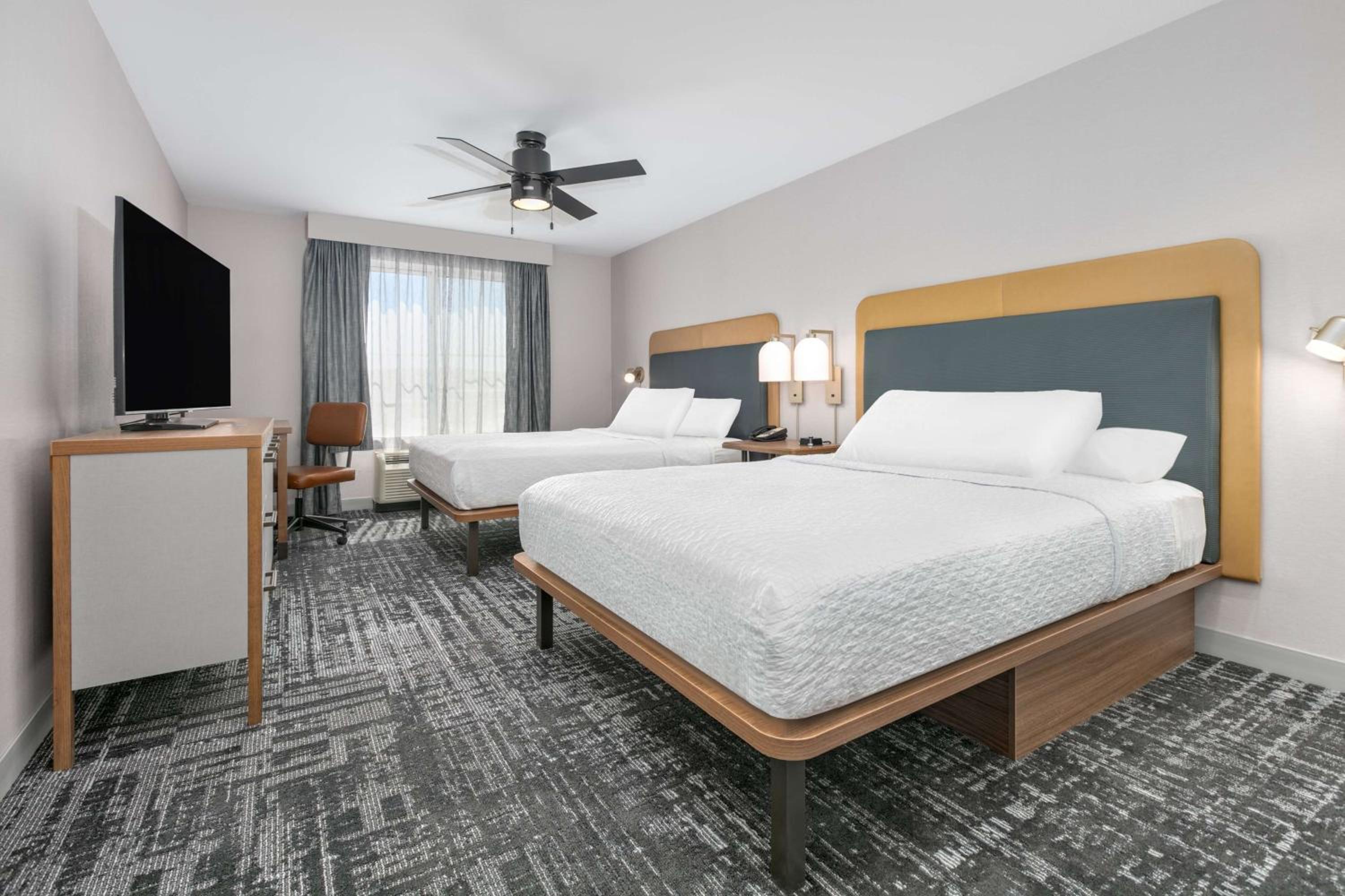 Two-Bedroom Suite - Photo 1
