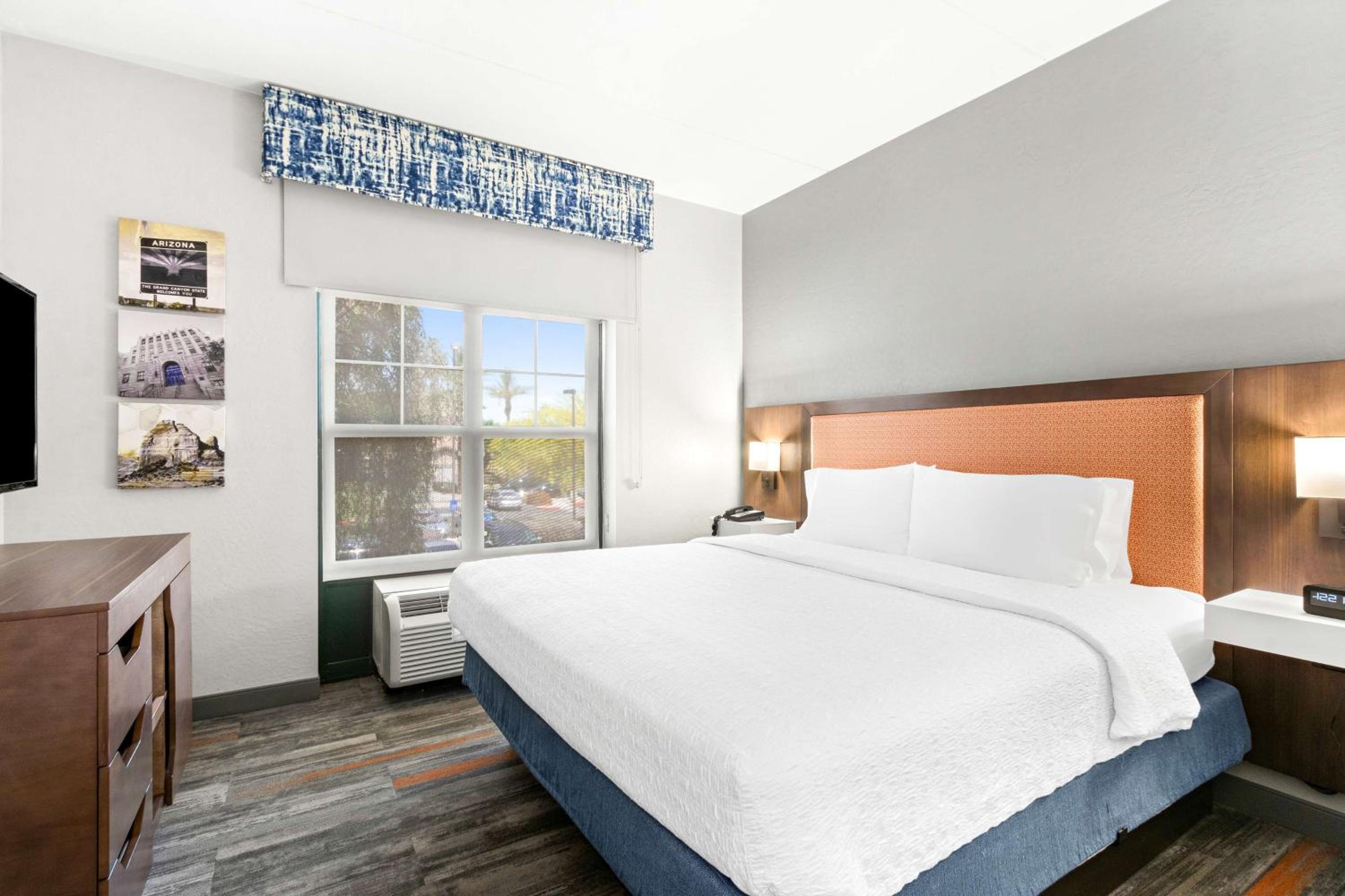 King Suite - Photo 1