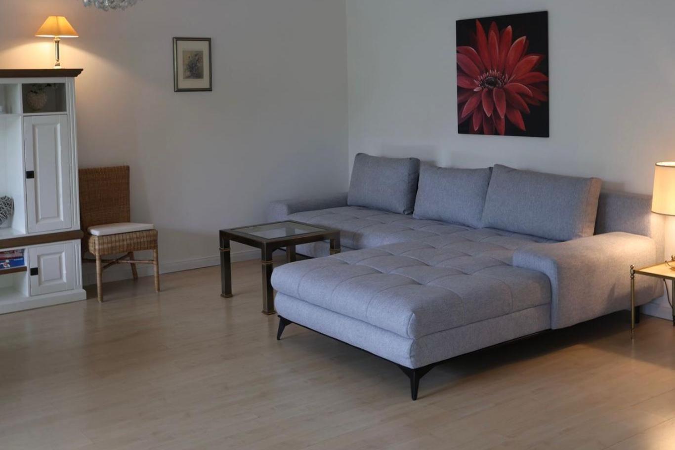 Two-Bedroom Apartment with Shower  photo 2