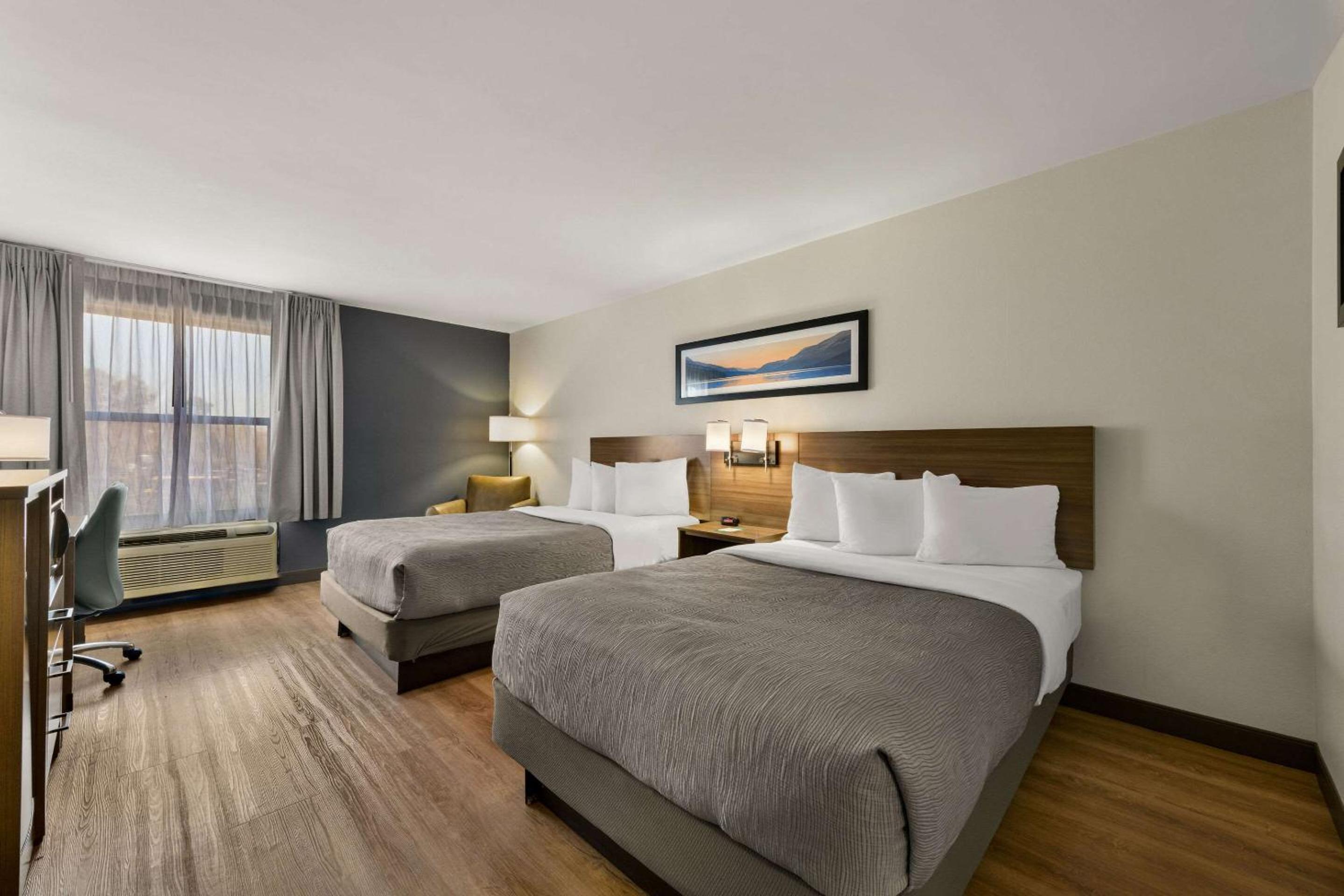 Double Room with Two Double Beds - Photo 1