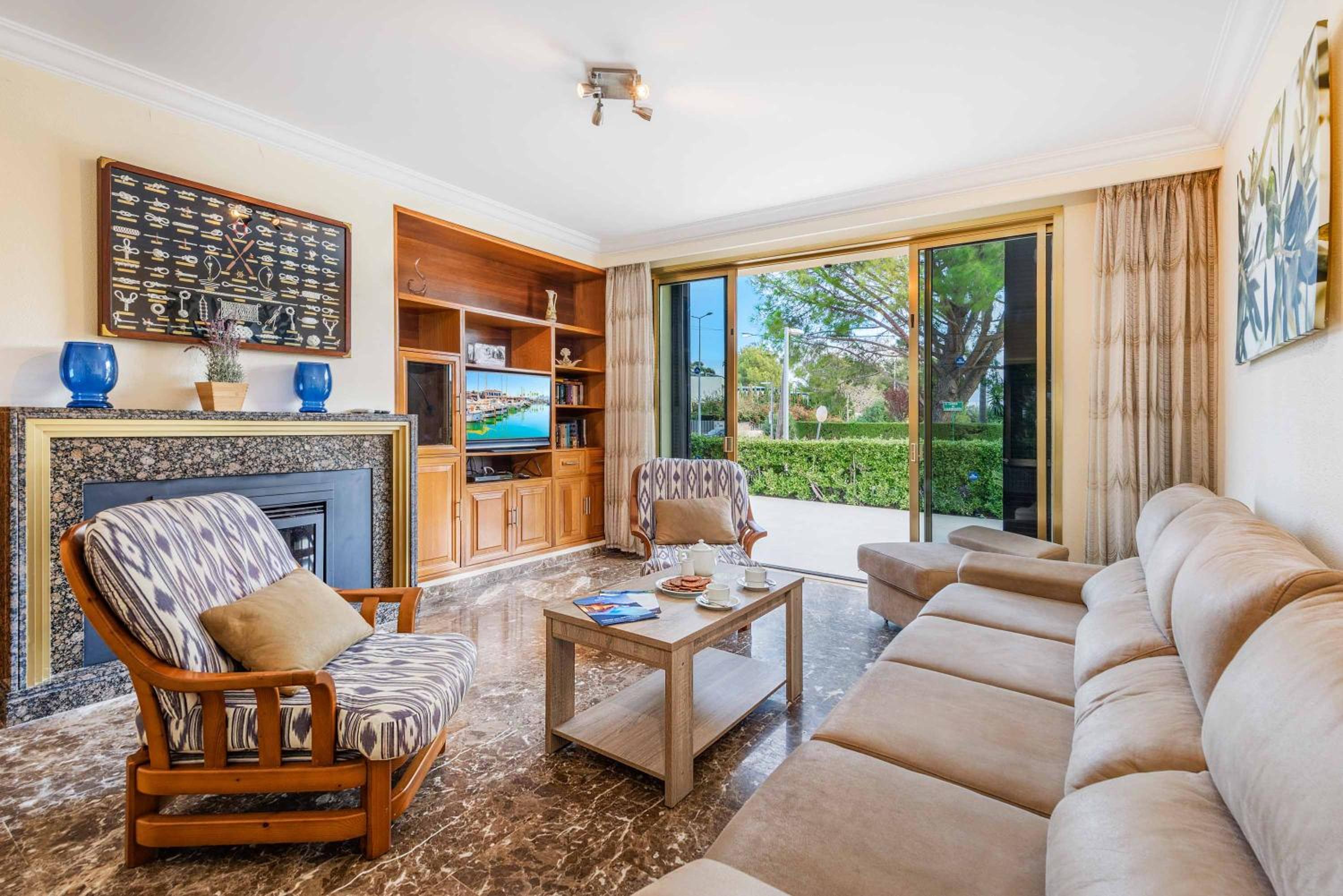 Villa de cinco habitaciones