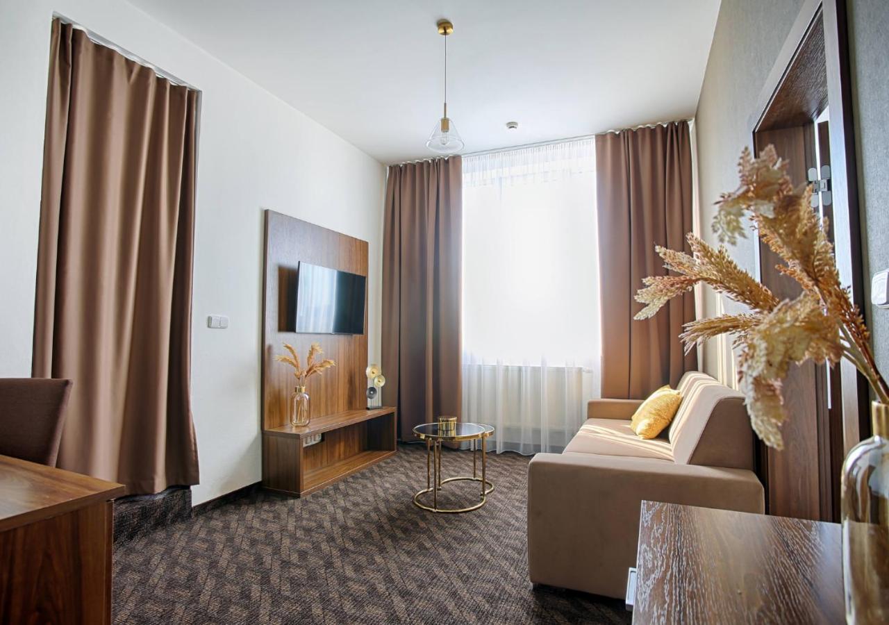 Apartment with Terrace and free access to the pool - Photo 1