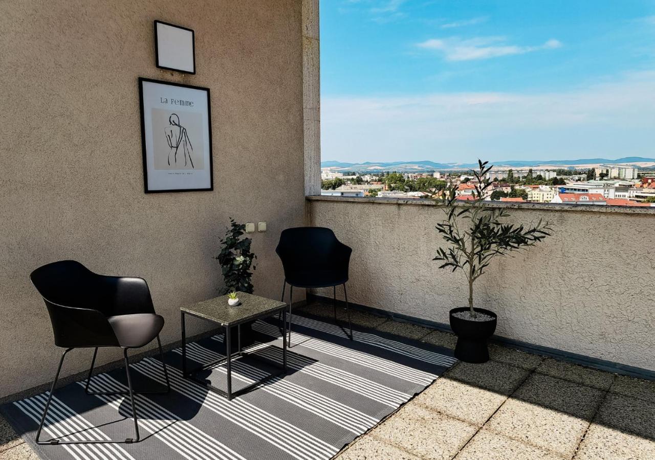 Apartment with Terrace and free access to the pool - Photo 6