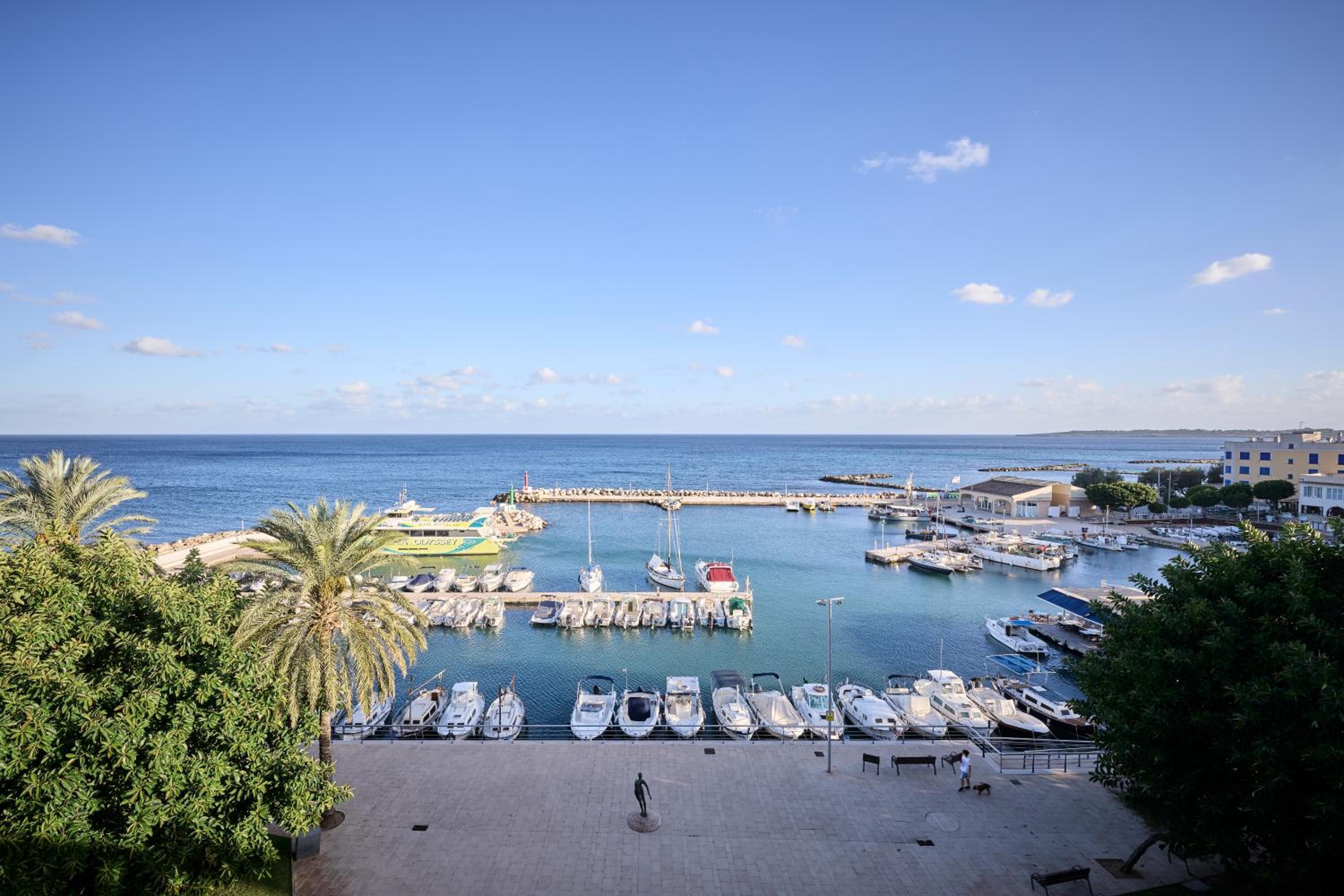 Superior Double Room with Sea View - Photo 4