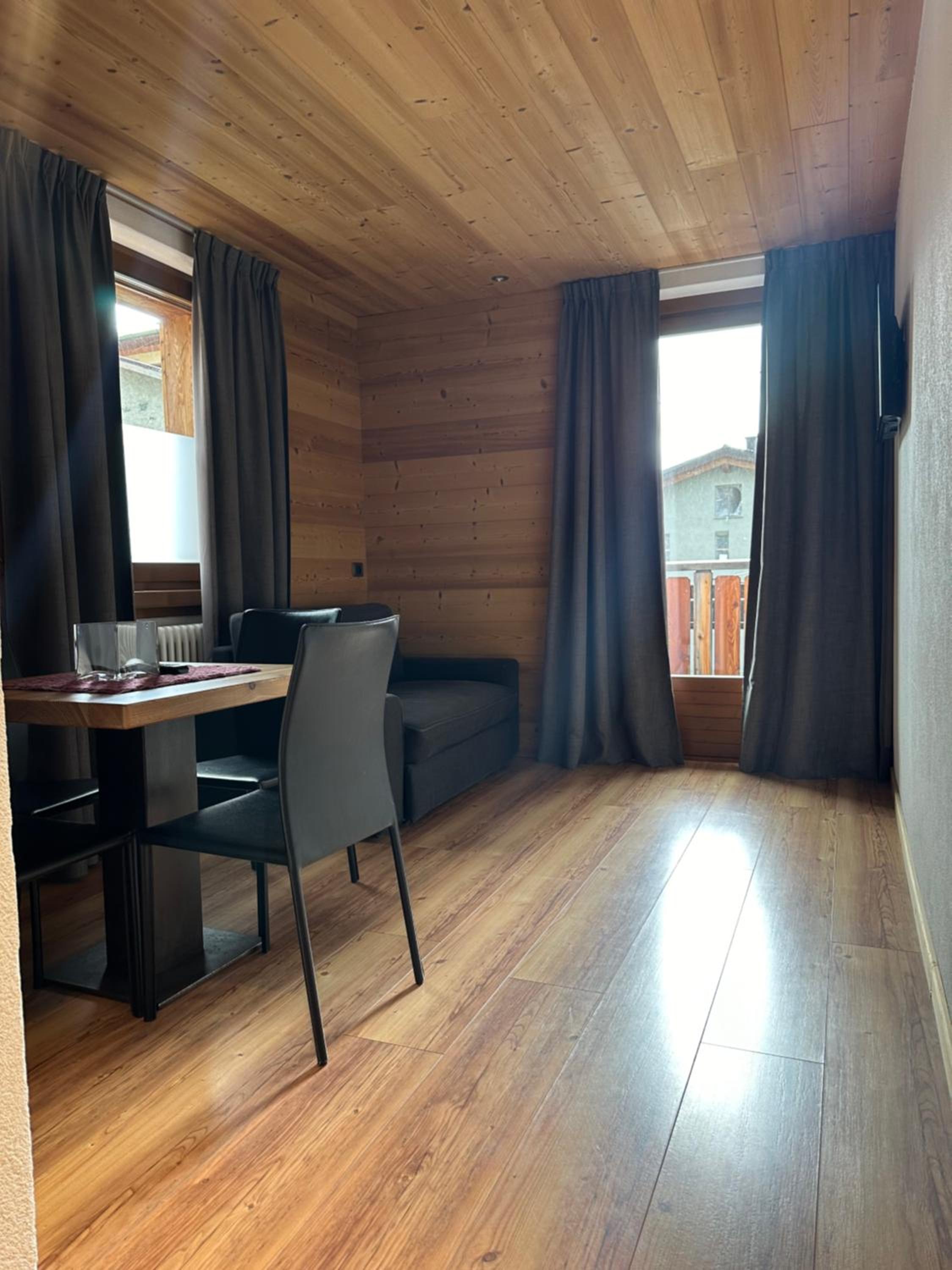 Deluxe Apartment - Photo 12