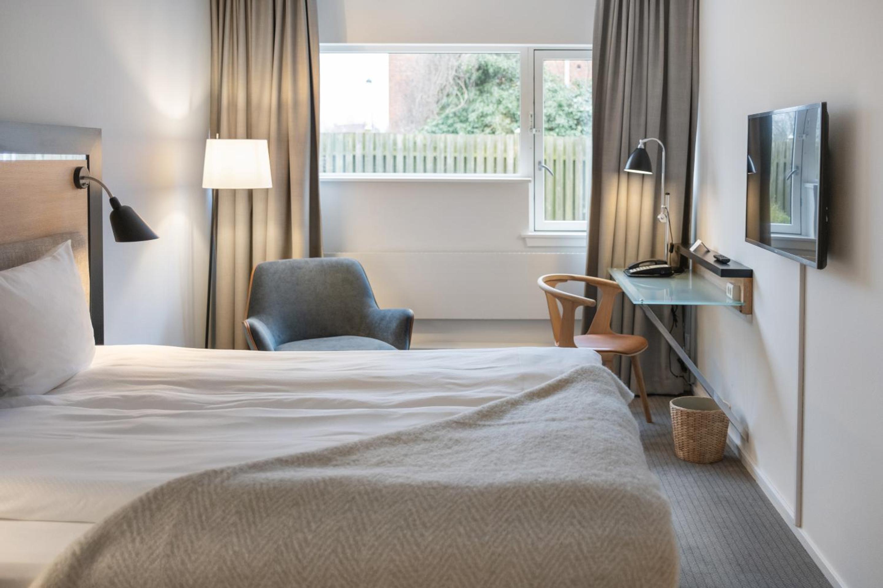 Standard Double or Twin Room - Photo 1