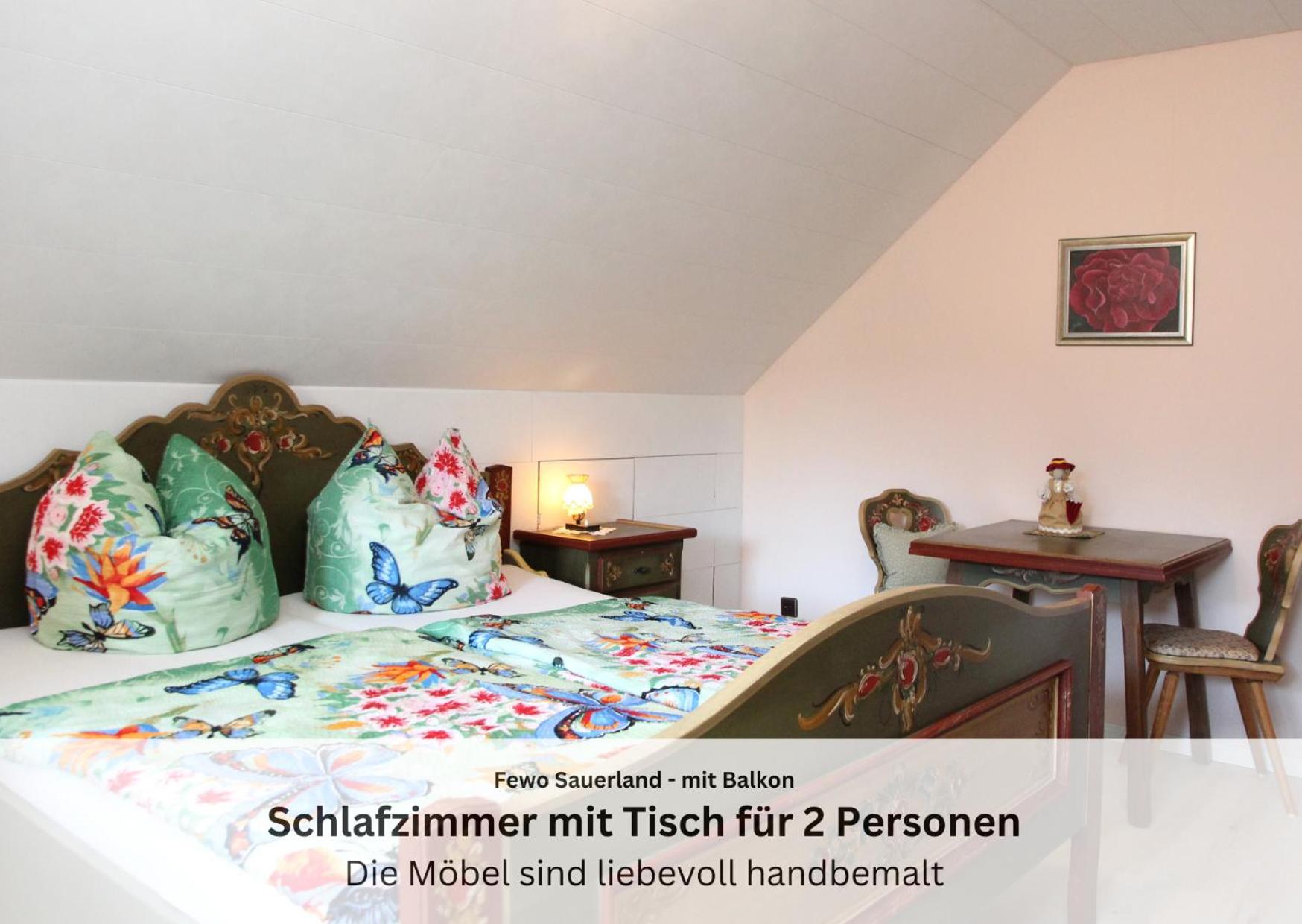 Apartment with Balcony - Photo 25