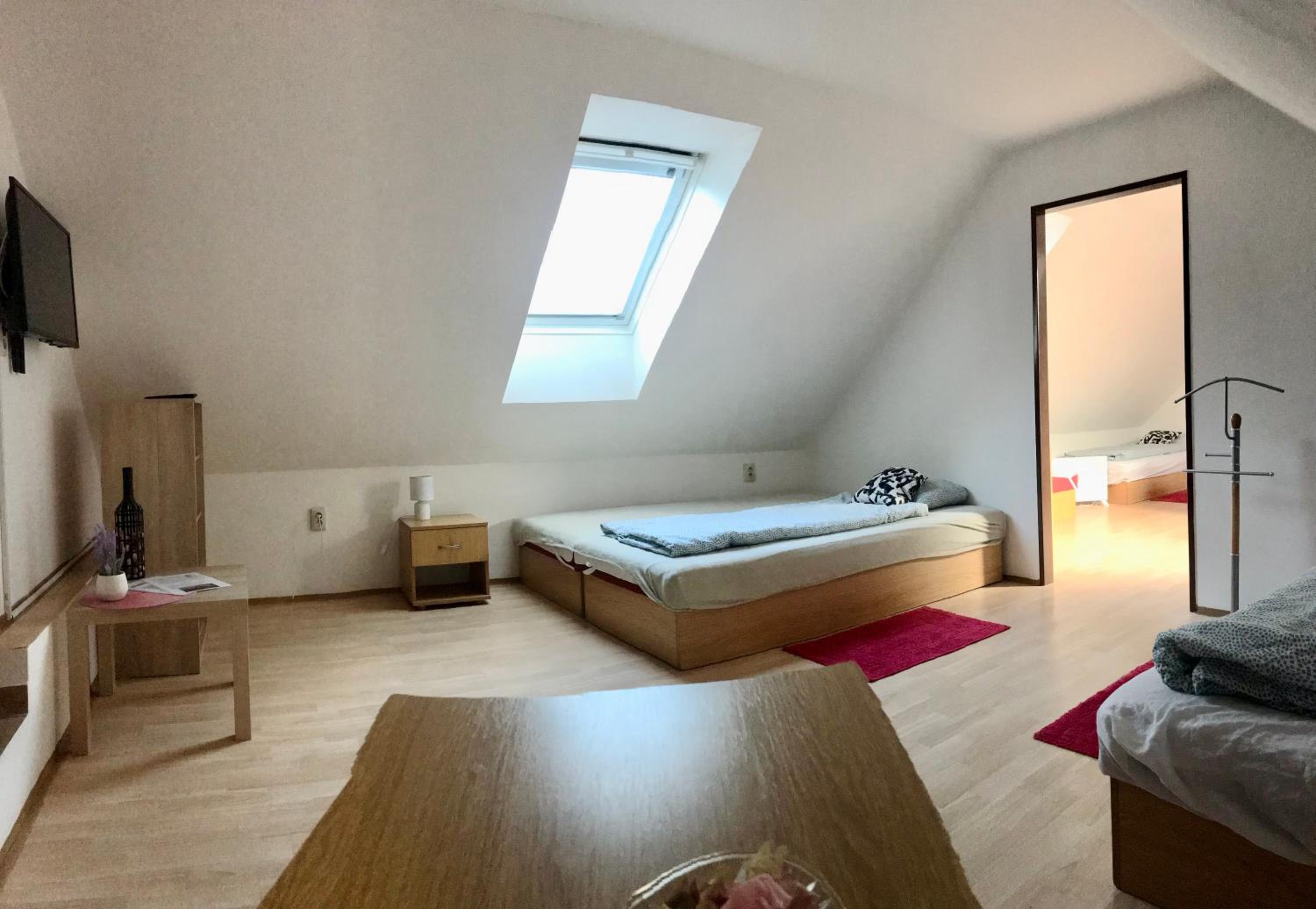 Apartment photo 3