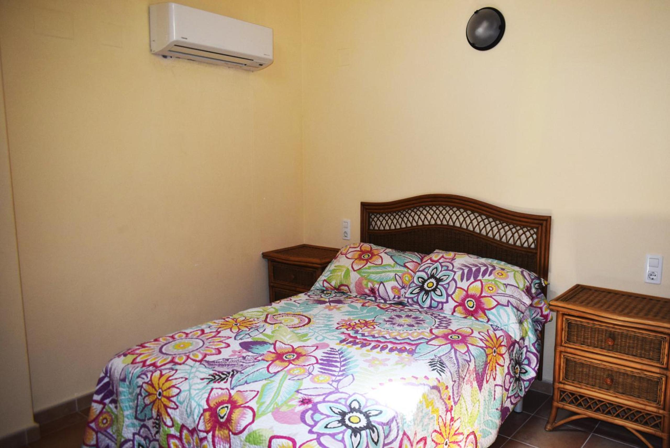 Apartamento de Dos Habitaciones con Terraza