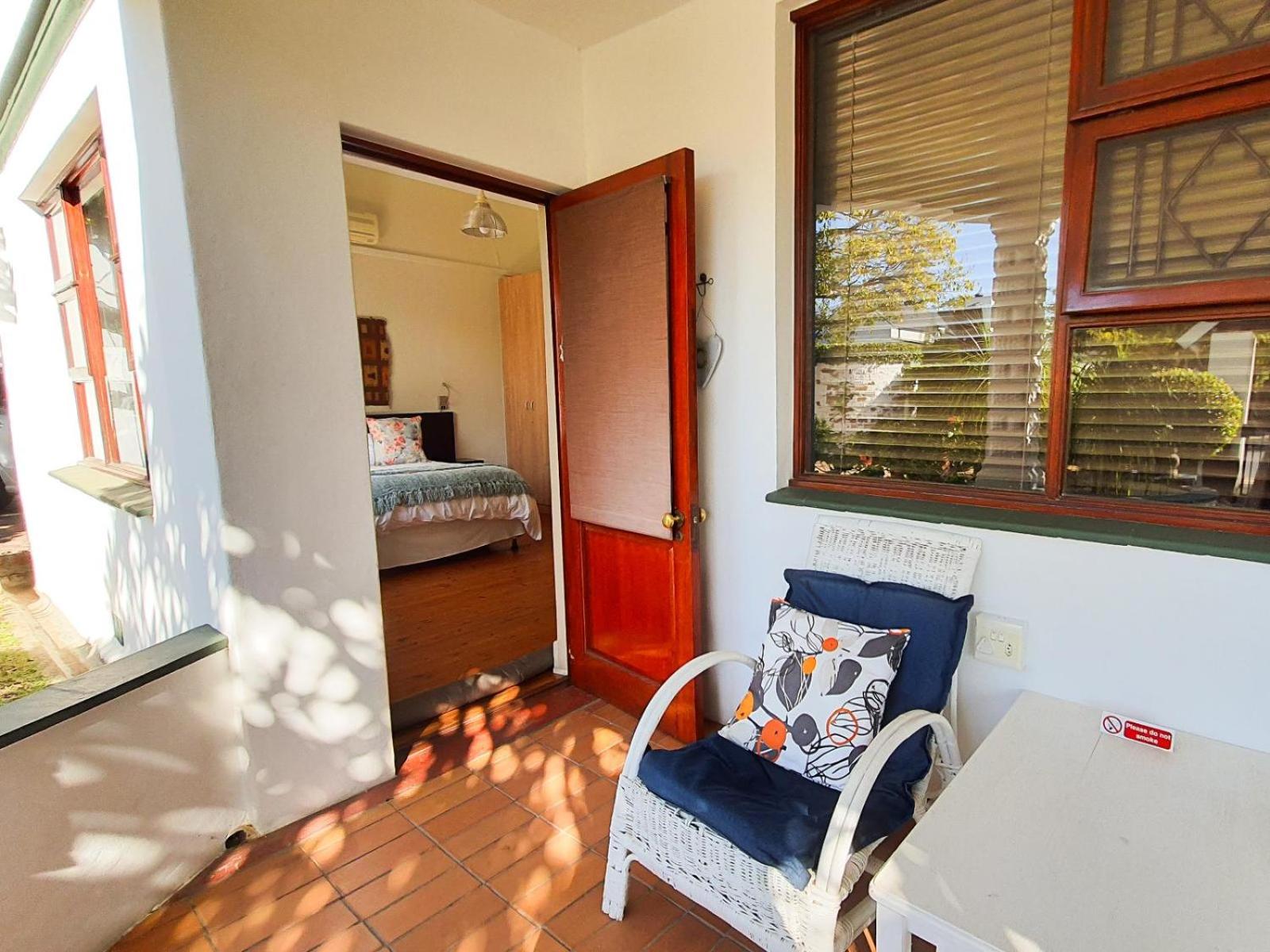 Basic Double Room photo 3