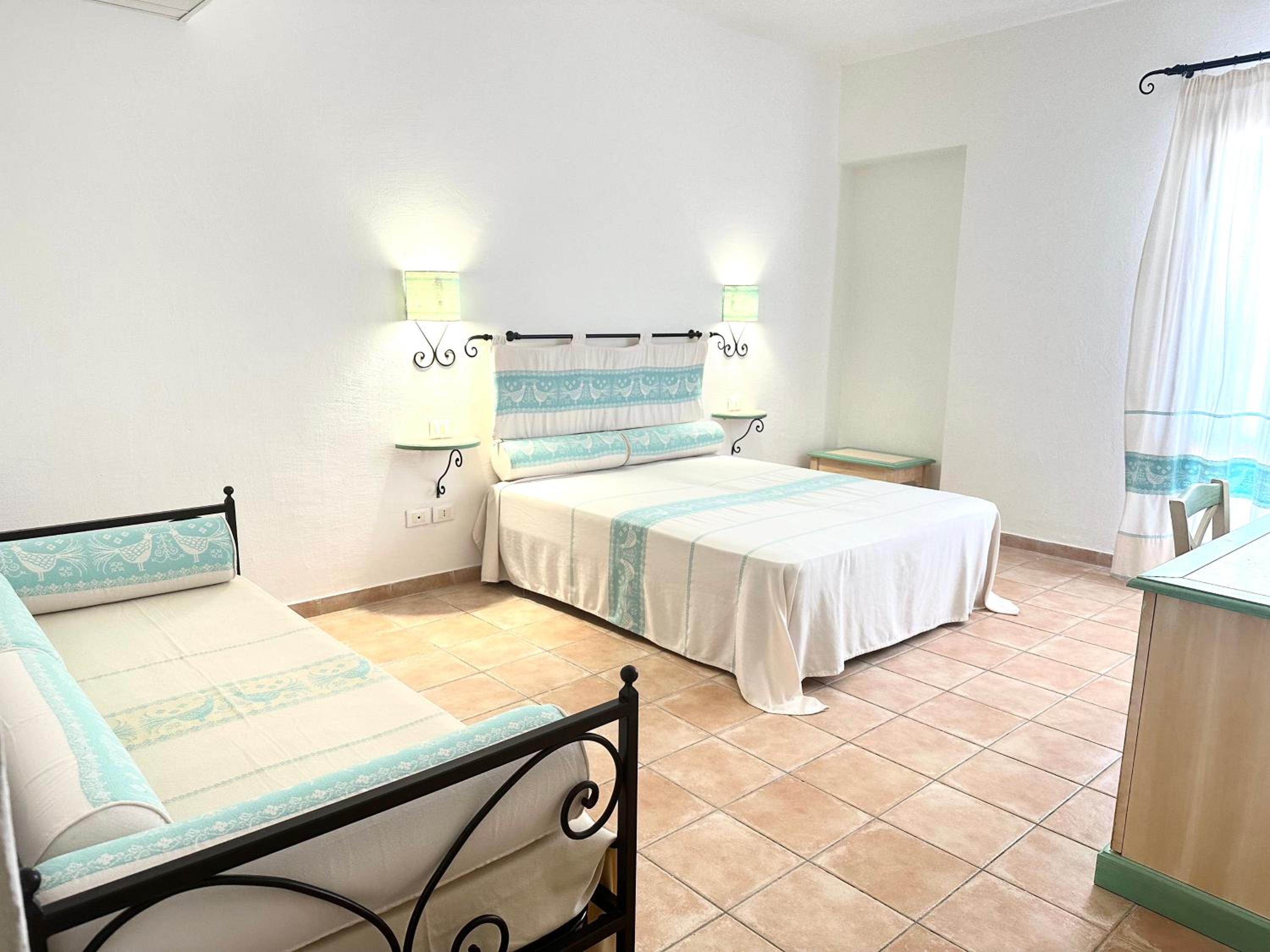 Triple Room with Sea View