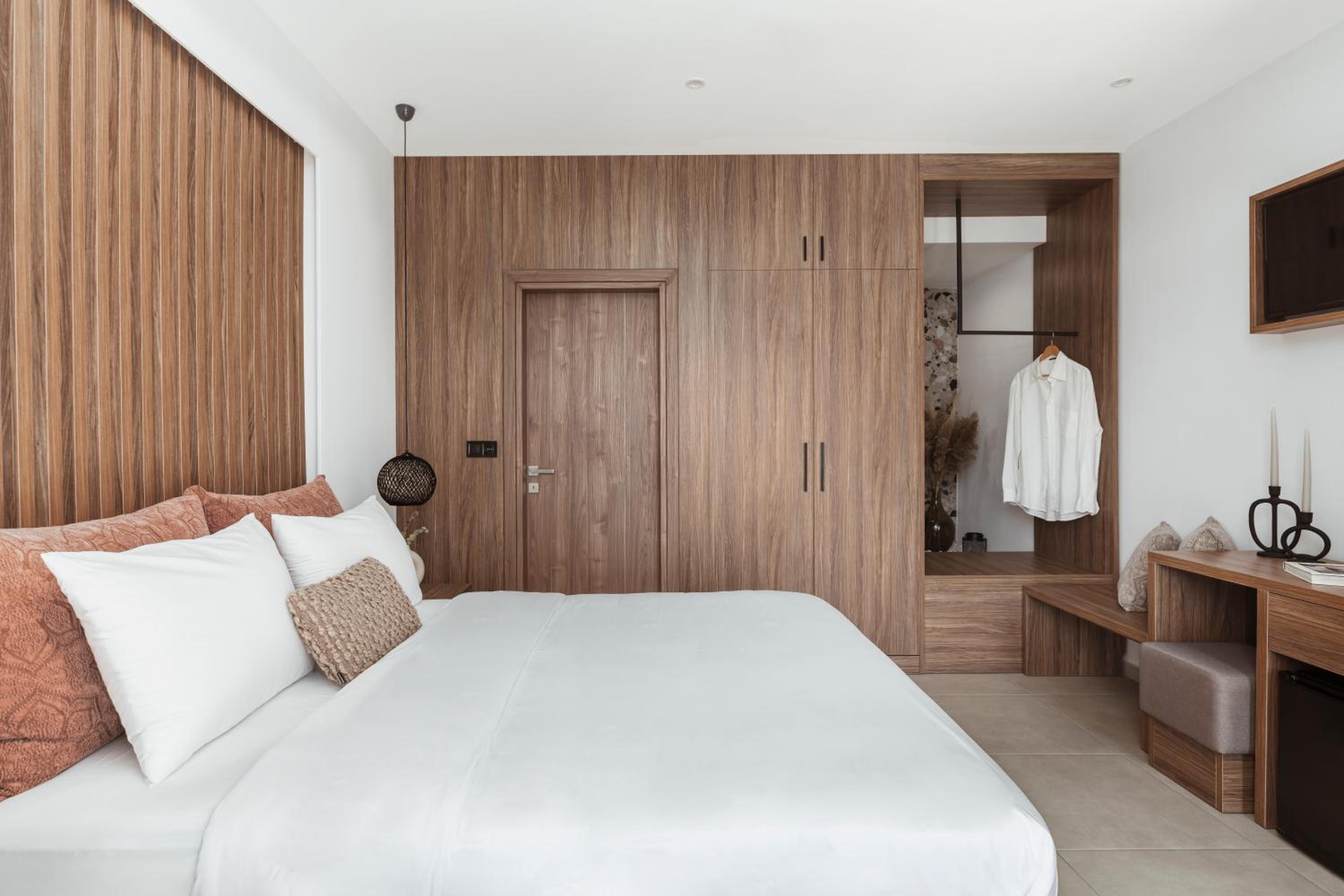 Double Room with Pool View photo 2