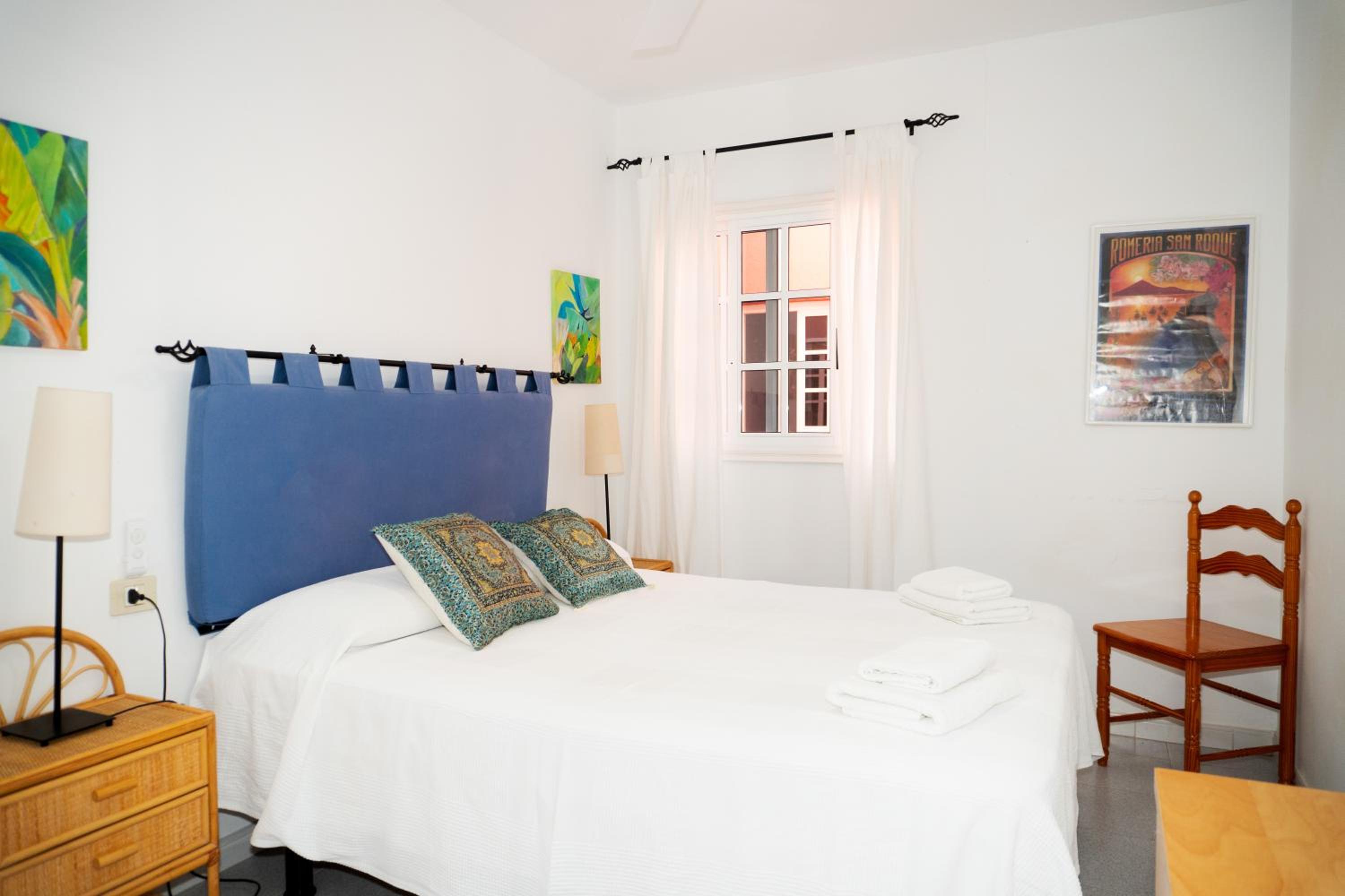 Two-Bedroom Apartment with Terrace and Sea View photo 2