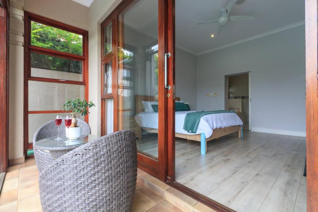 Four-Bedroom House photo 2