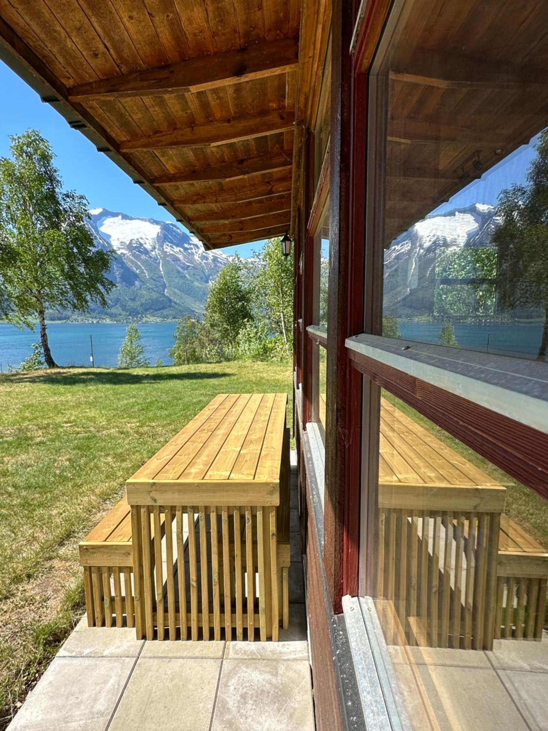 Panorama Superior Three-Bedroom House - Photo 5