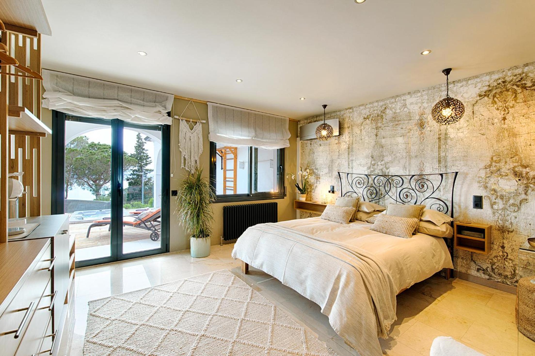 Deluxe Queen Room photo 2