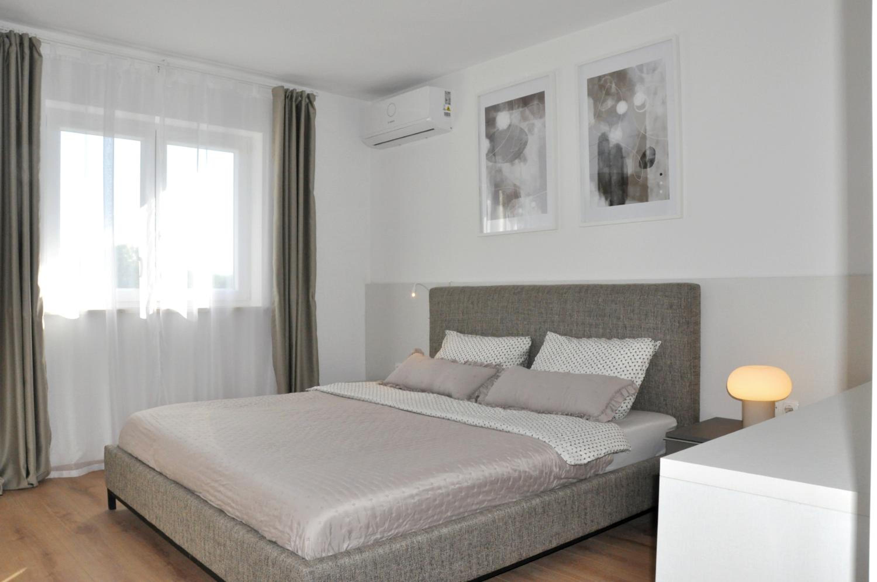 Villa photo 1