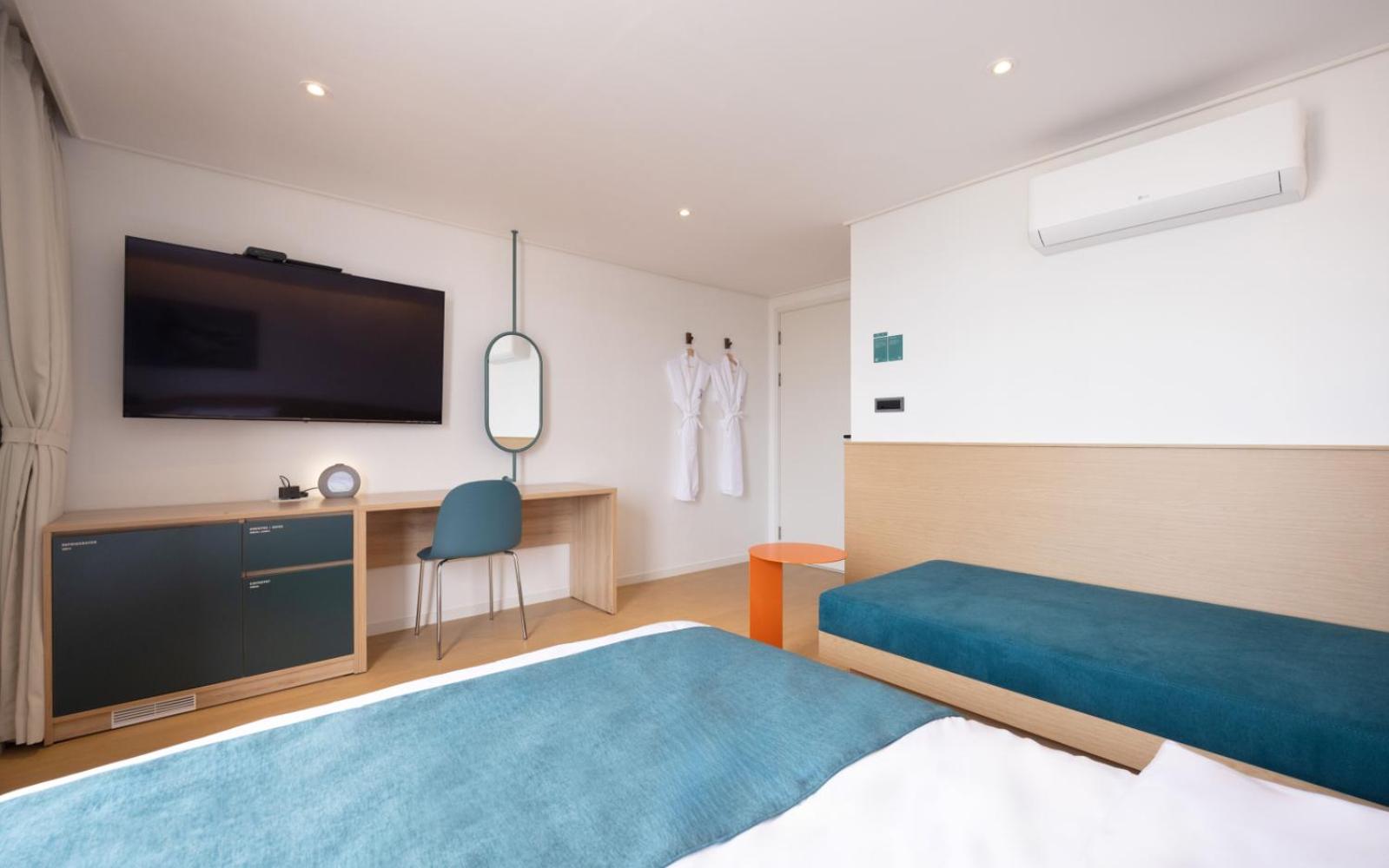 Standard Double Room - Photo 5