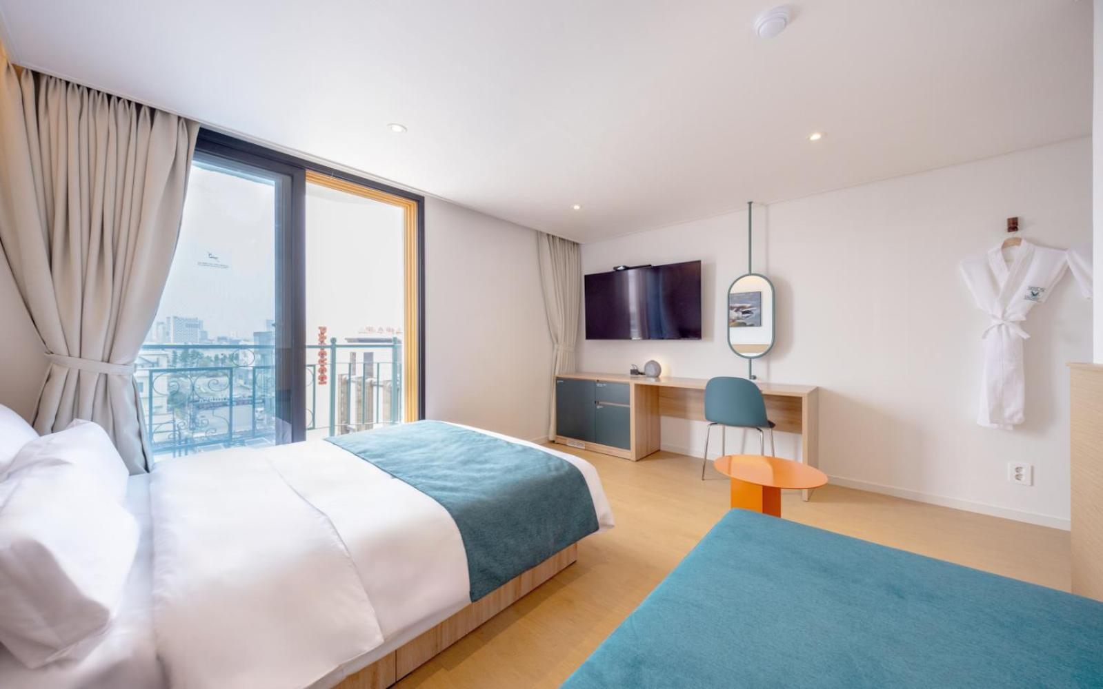 Standard Double Room - Photo 6